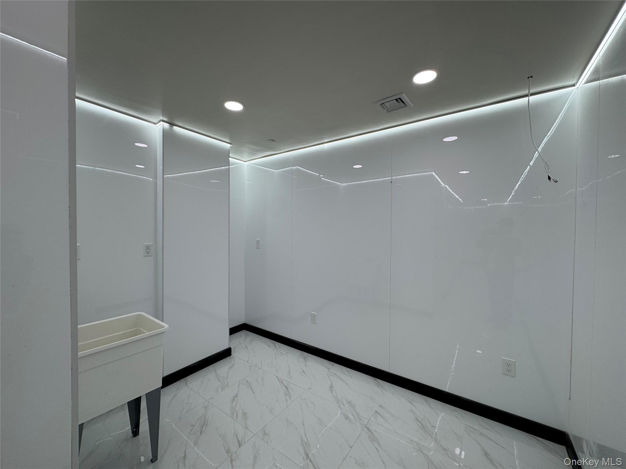 142-28 38th Avenue Office Property Photo 3