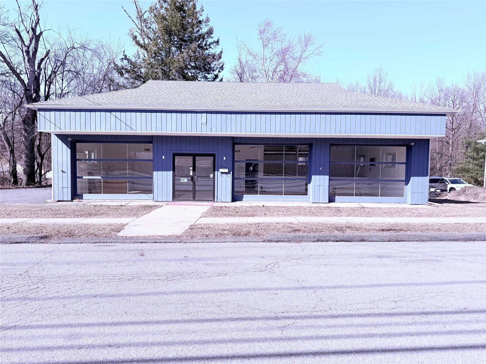 150 E Main Street Property Photo