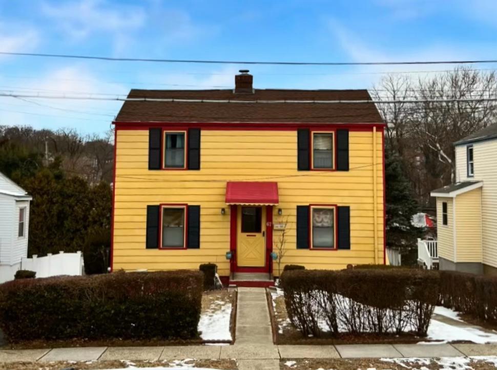 67 Mayfair Road Property Photo
