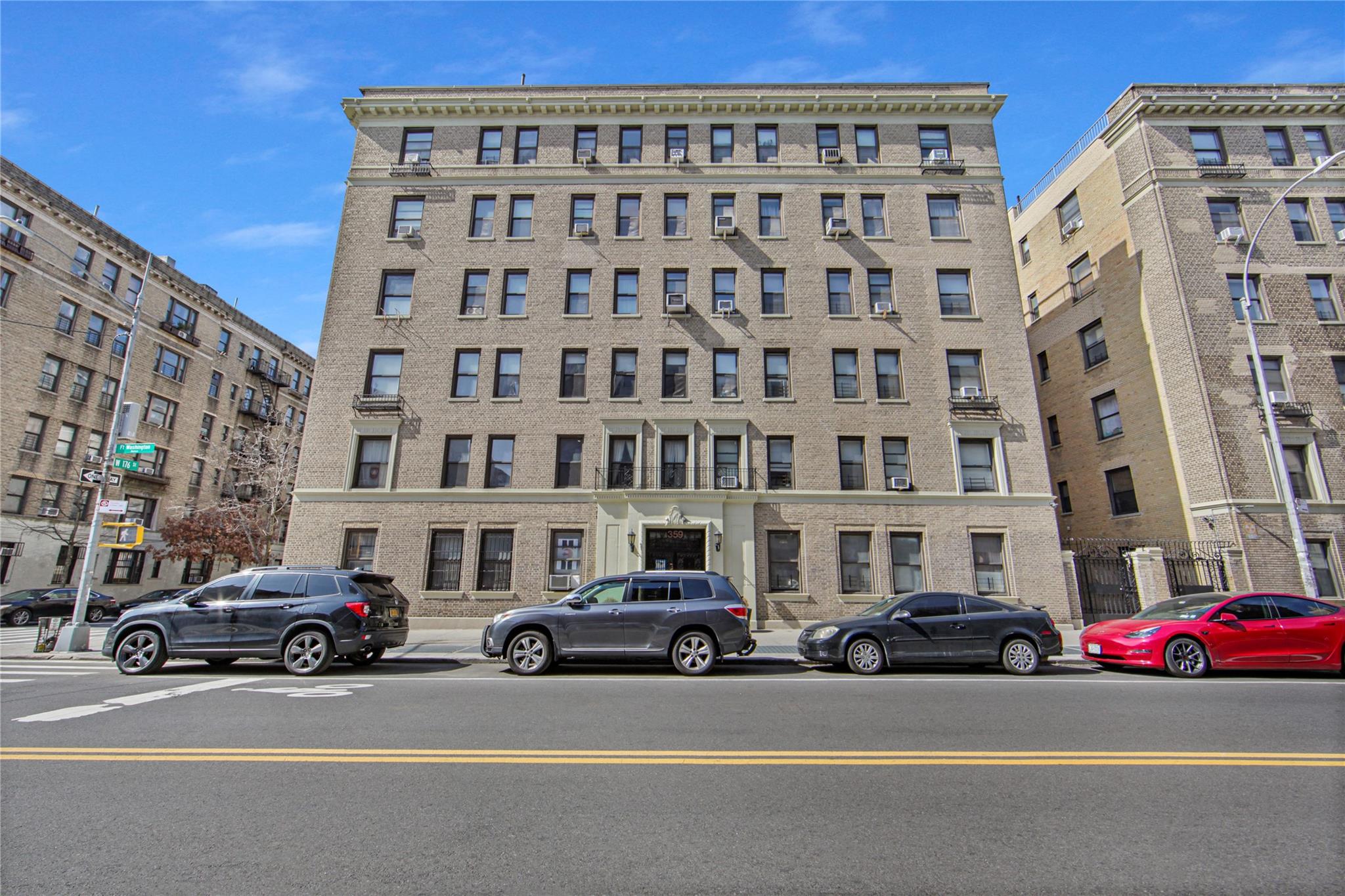 359 Ft. Washington Avenue 1 B