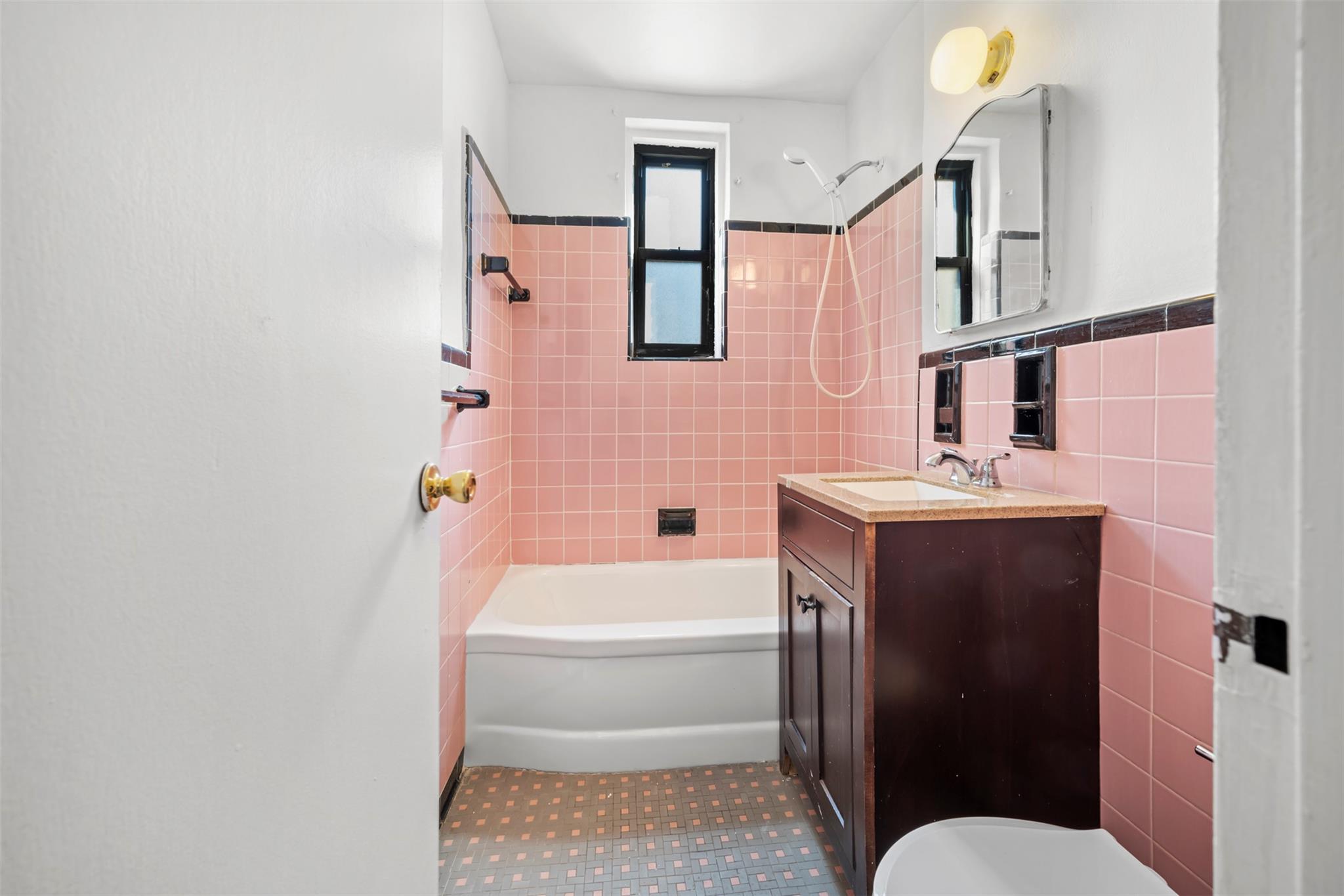 33-47 91st. Street 3h Property Photo 14