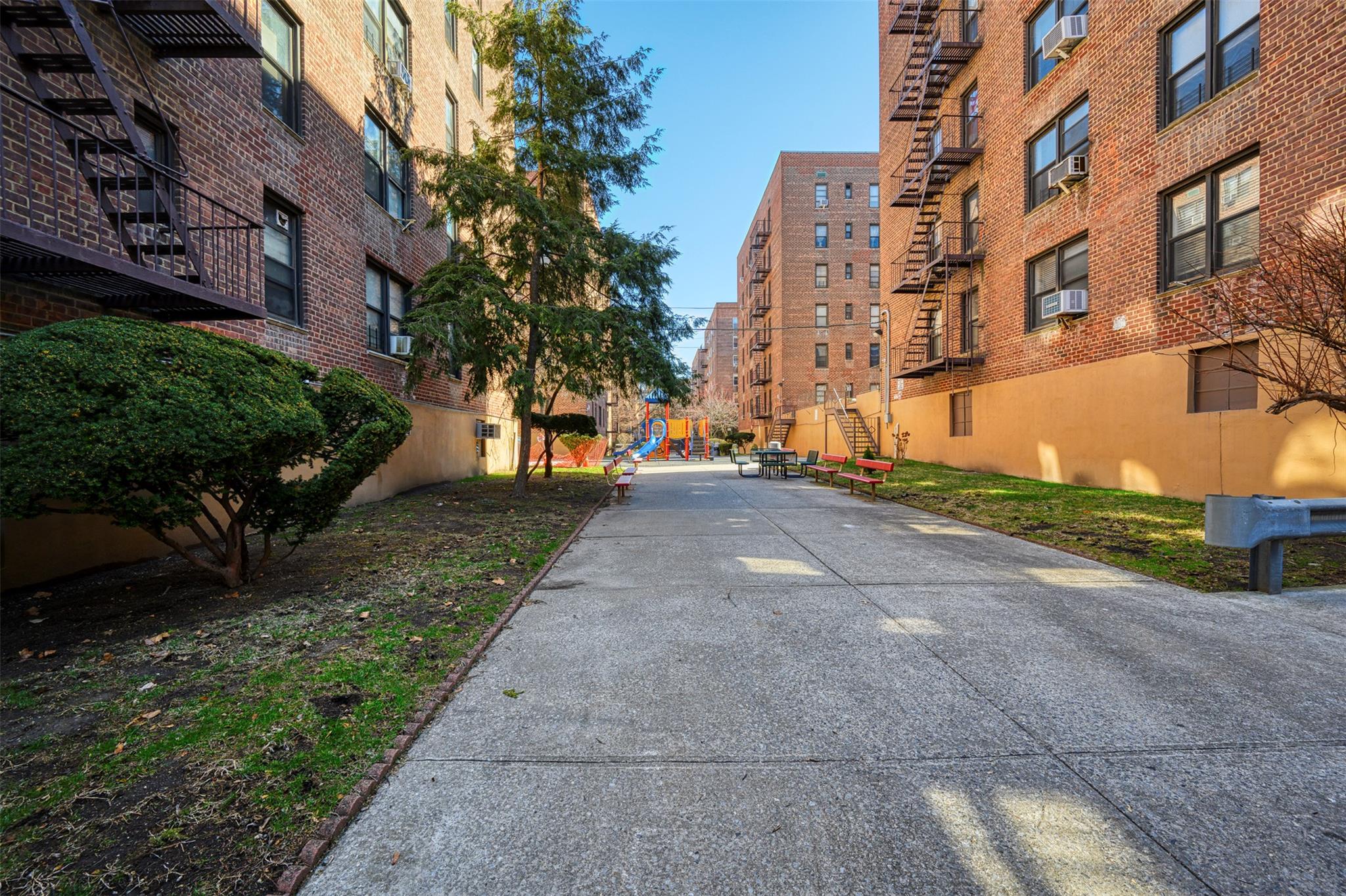 33-47 91st. Street 3h Property Photo 23