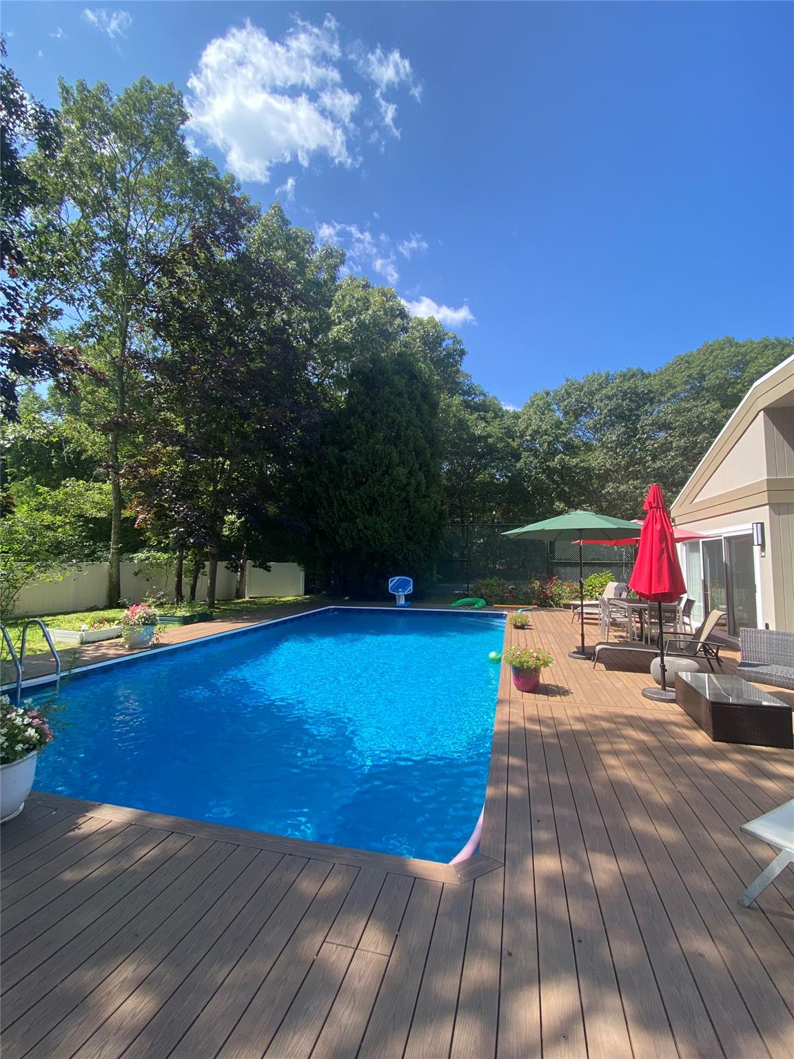 14 Woodland Lane Property Photo 4