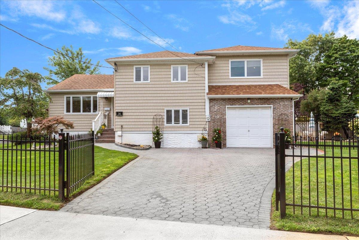 14 Soloff Boulevard Property Photo