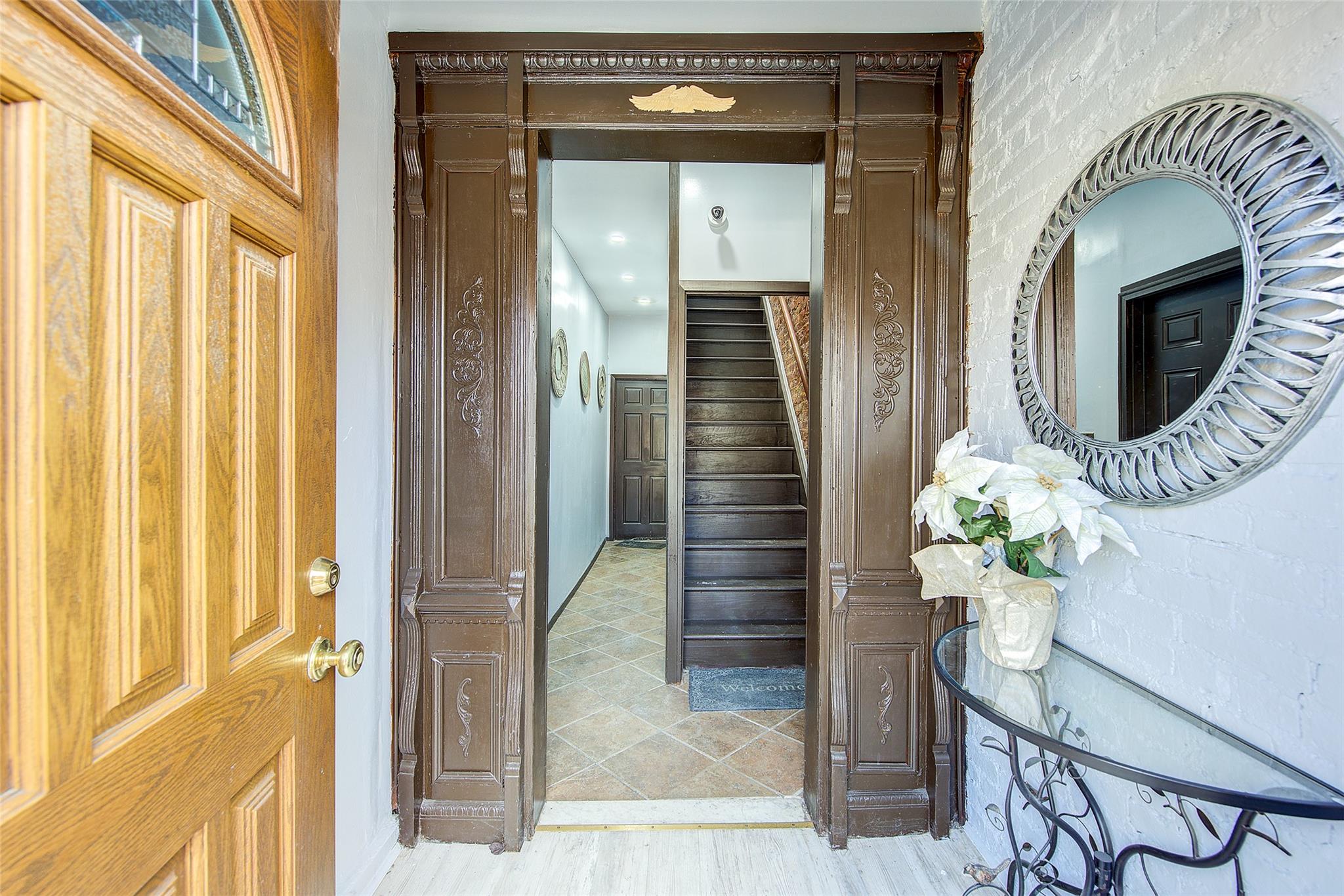 283 Montauk Avenue Property Photo 4