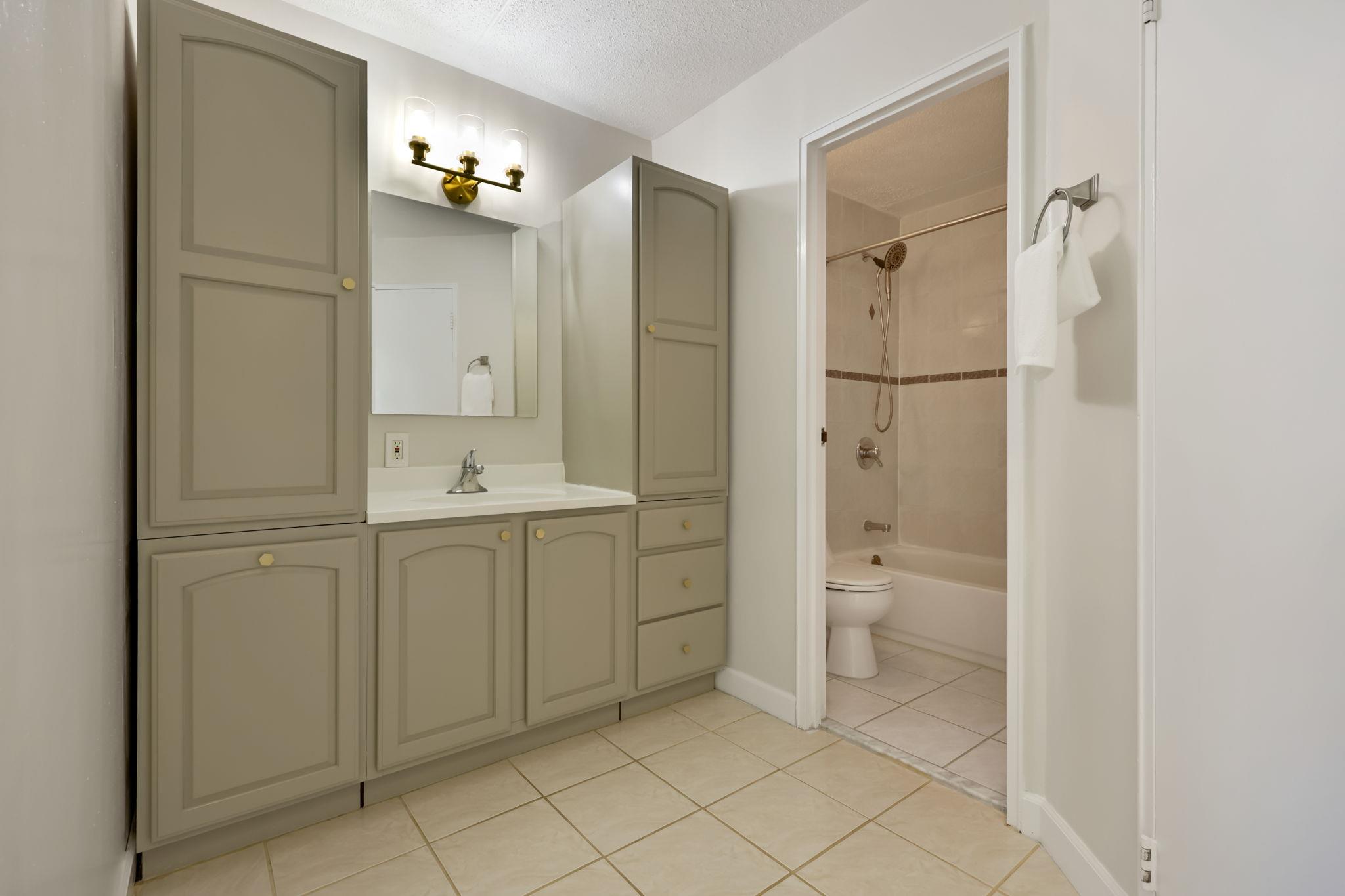 300 High Point Drive 111 Property Photo 13