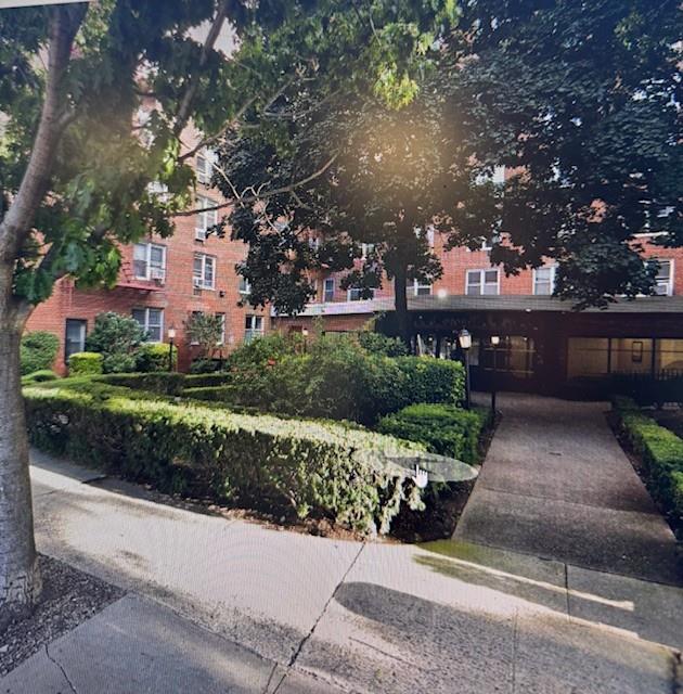 63-11 Queens Boulevard 2d Property Photo