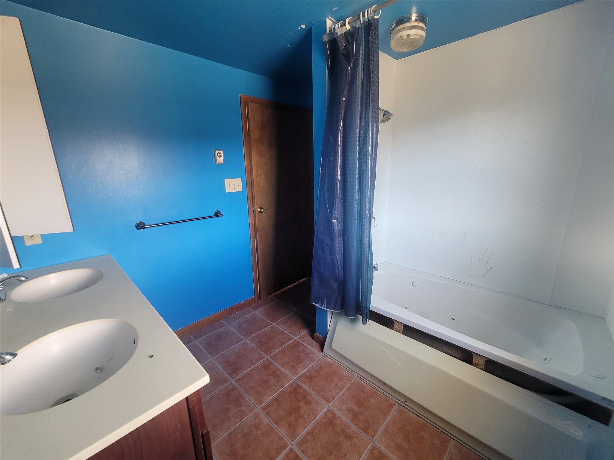26 Rolling Meadows Road Property Photo 12