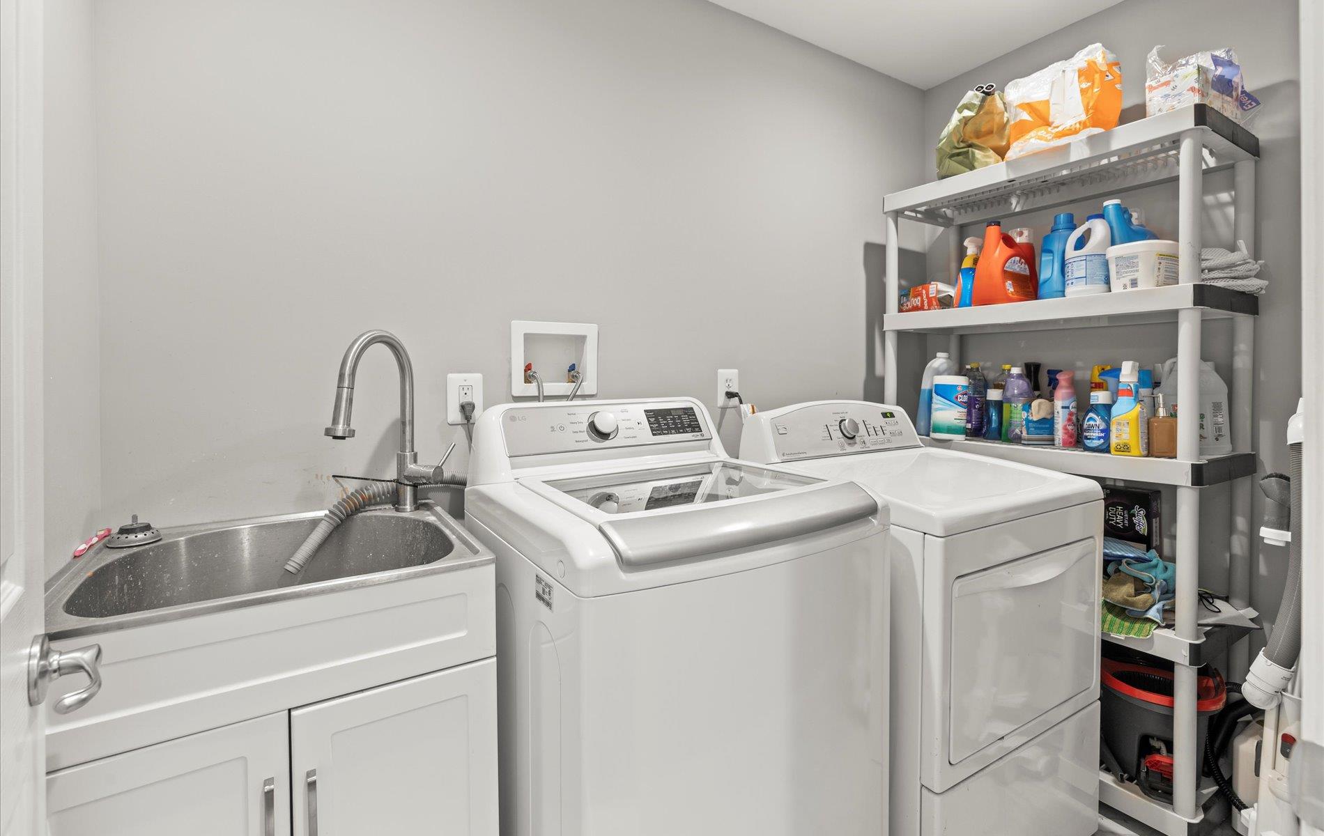 7 Spencer Way Property Photo 16