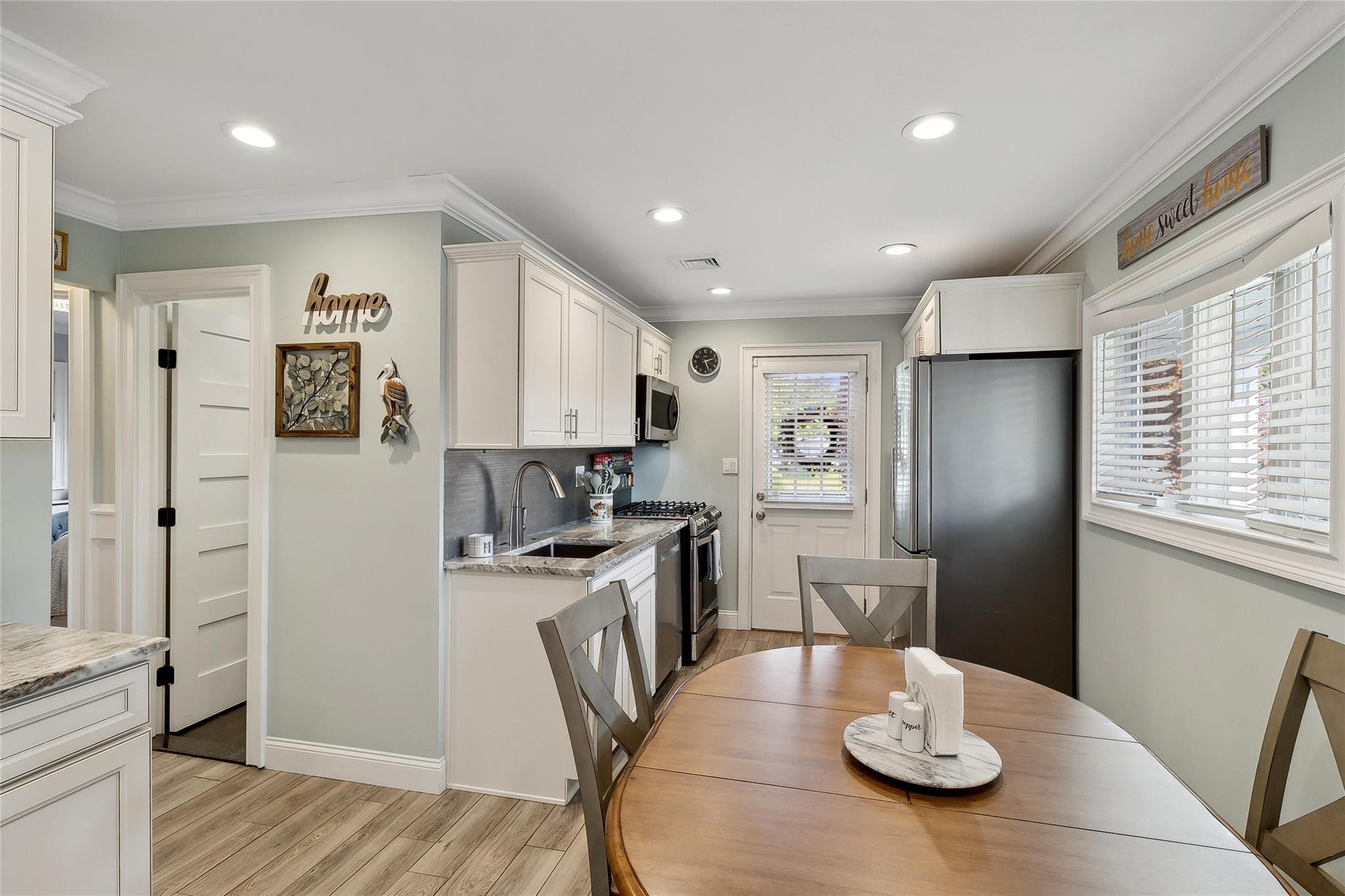 131 Brook Street Property Photo 8