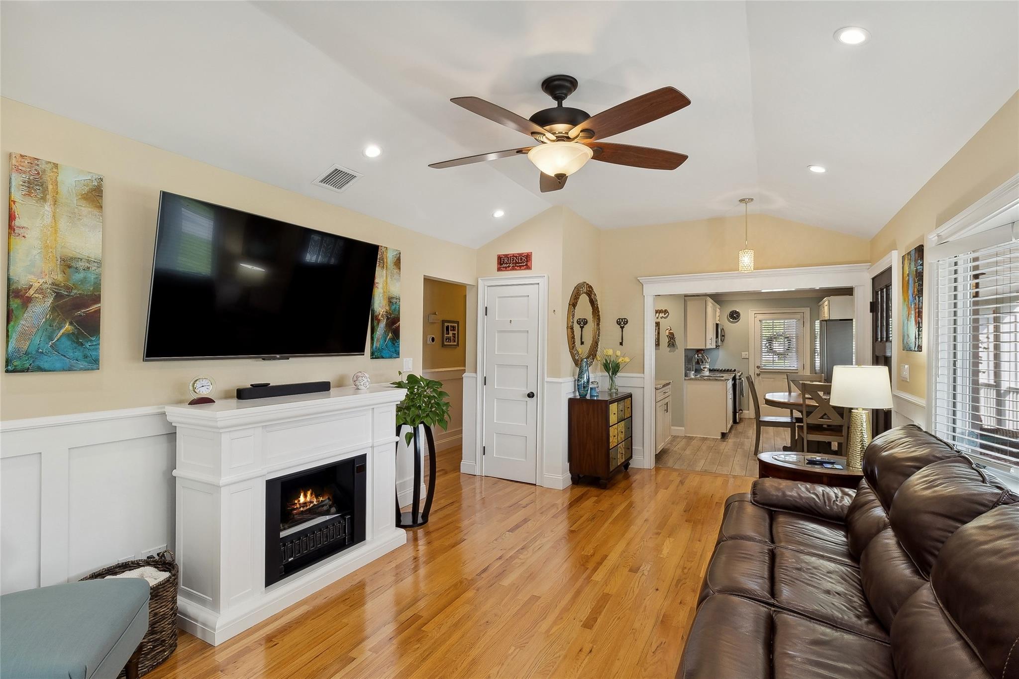 131 Brook Street Property Photo 11