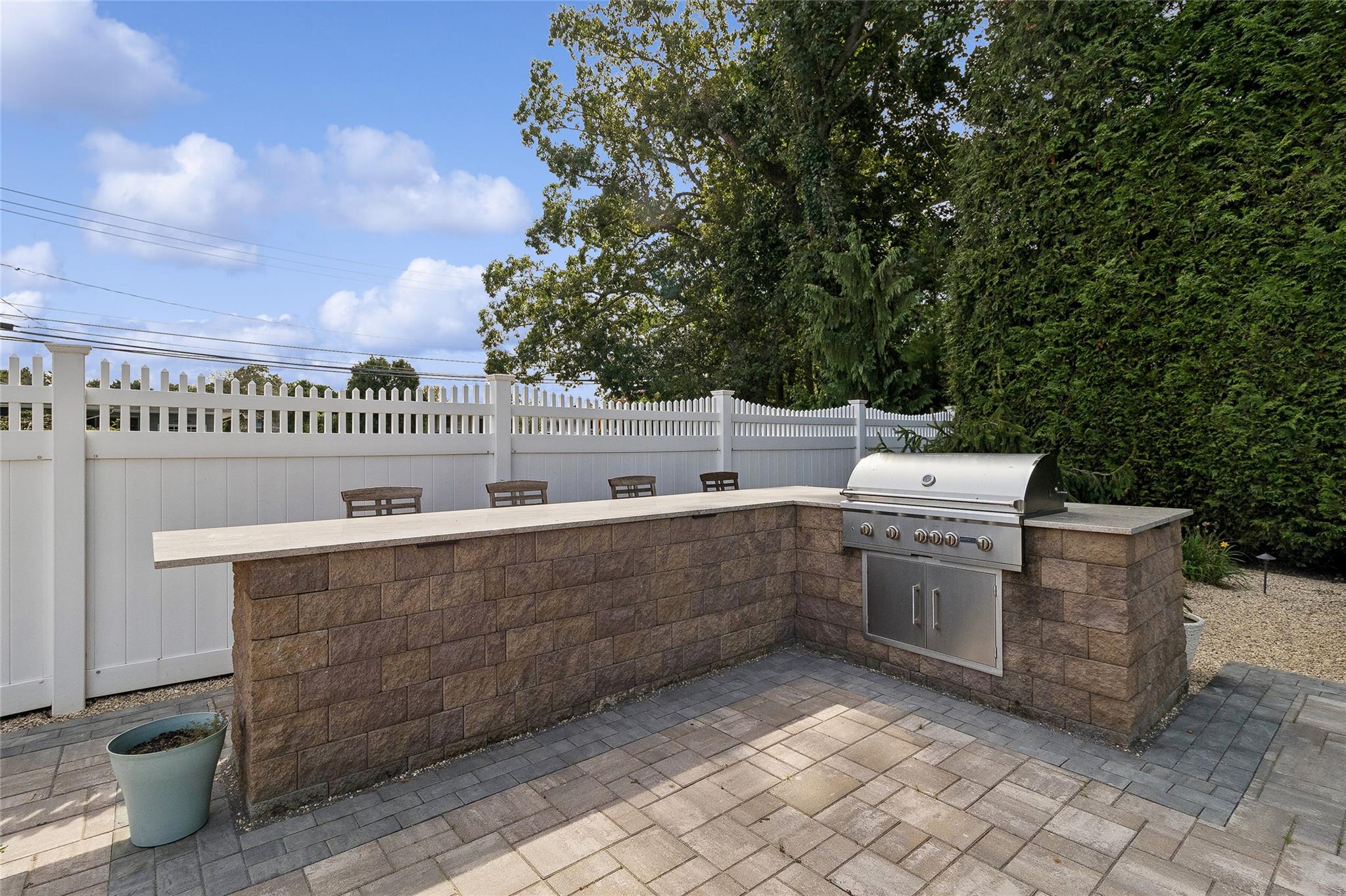 131 Brook Street Property Photo 33