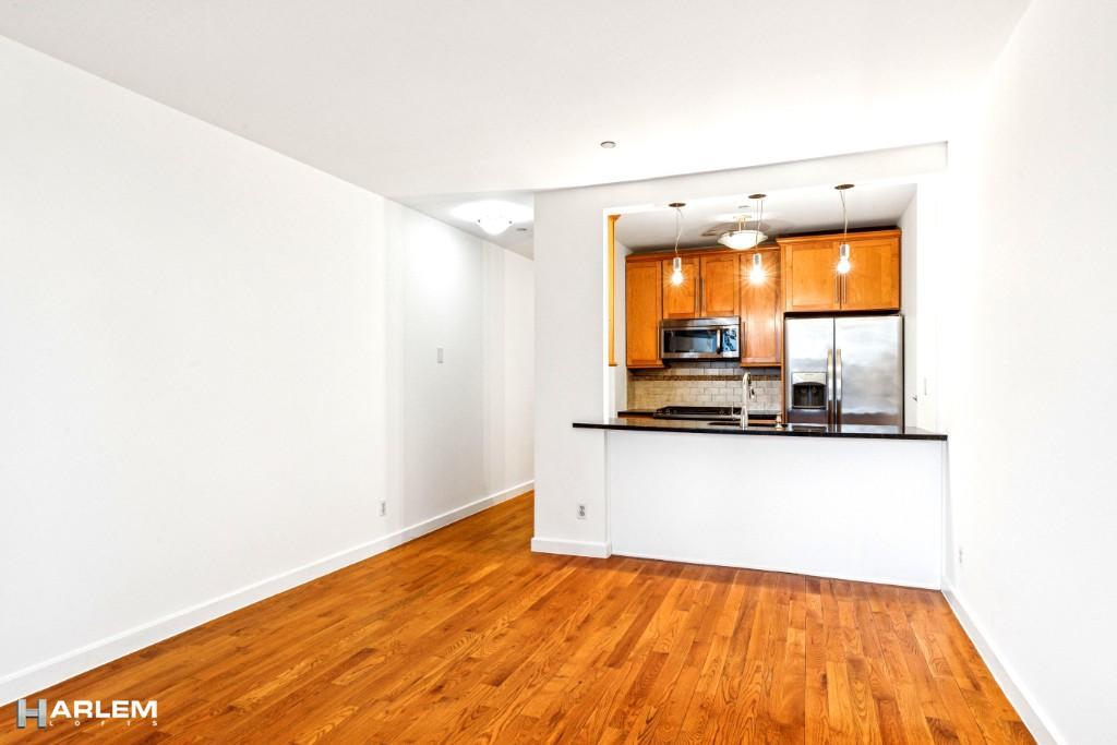 324 E 112th Street 5b Property Photo 1