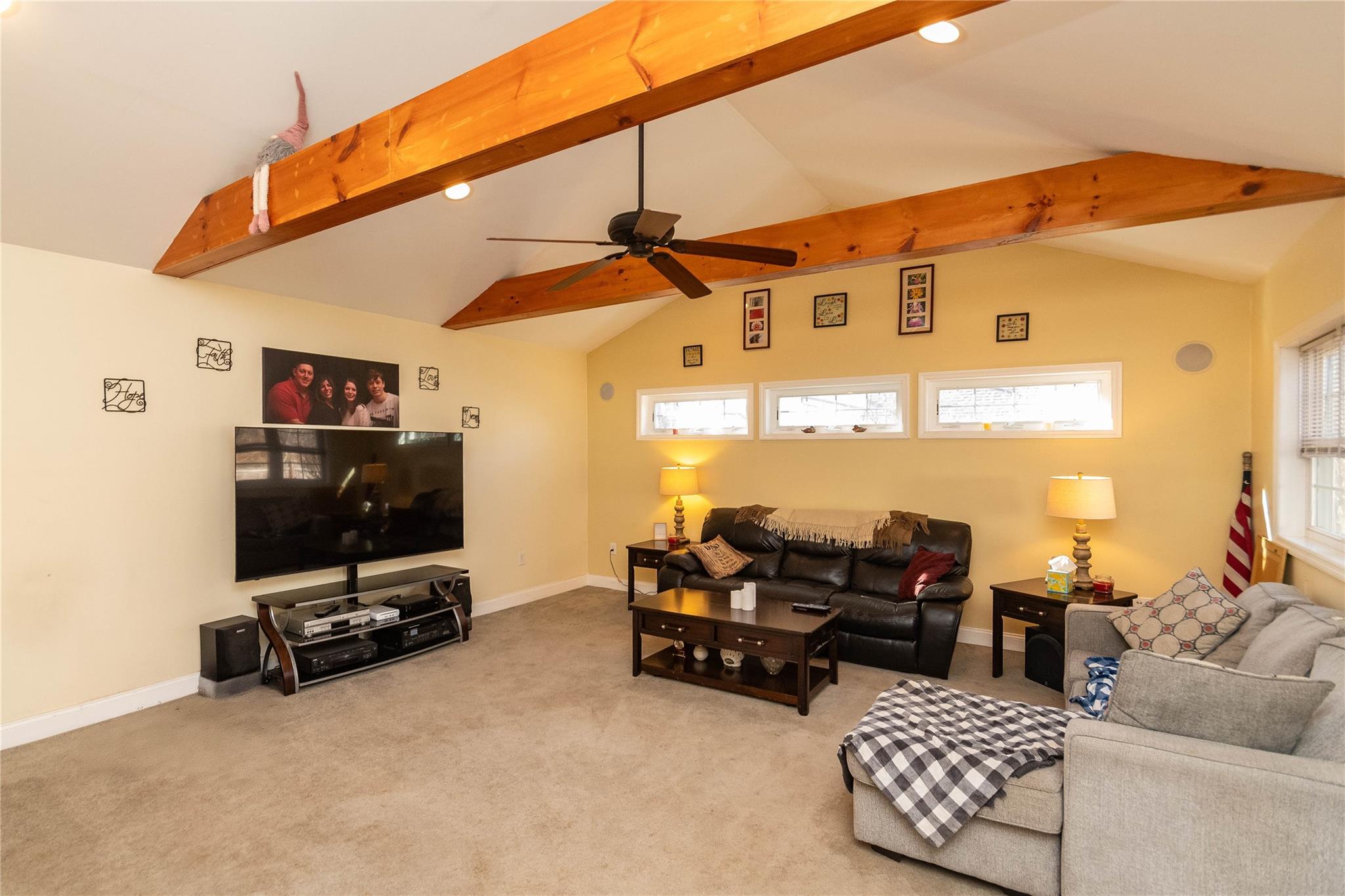 4 Wood Street Property Photo 24