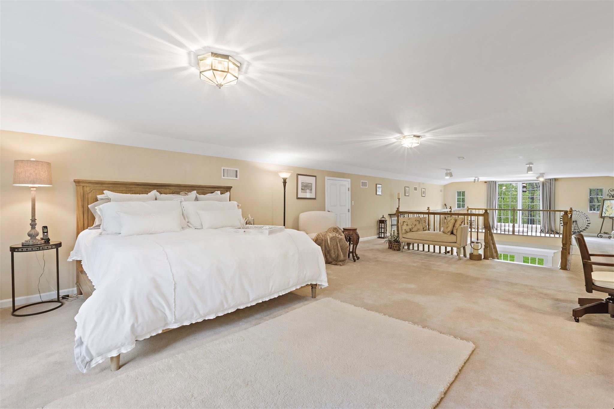 1 Swan Place Property Photo 38