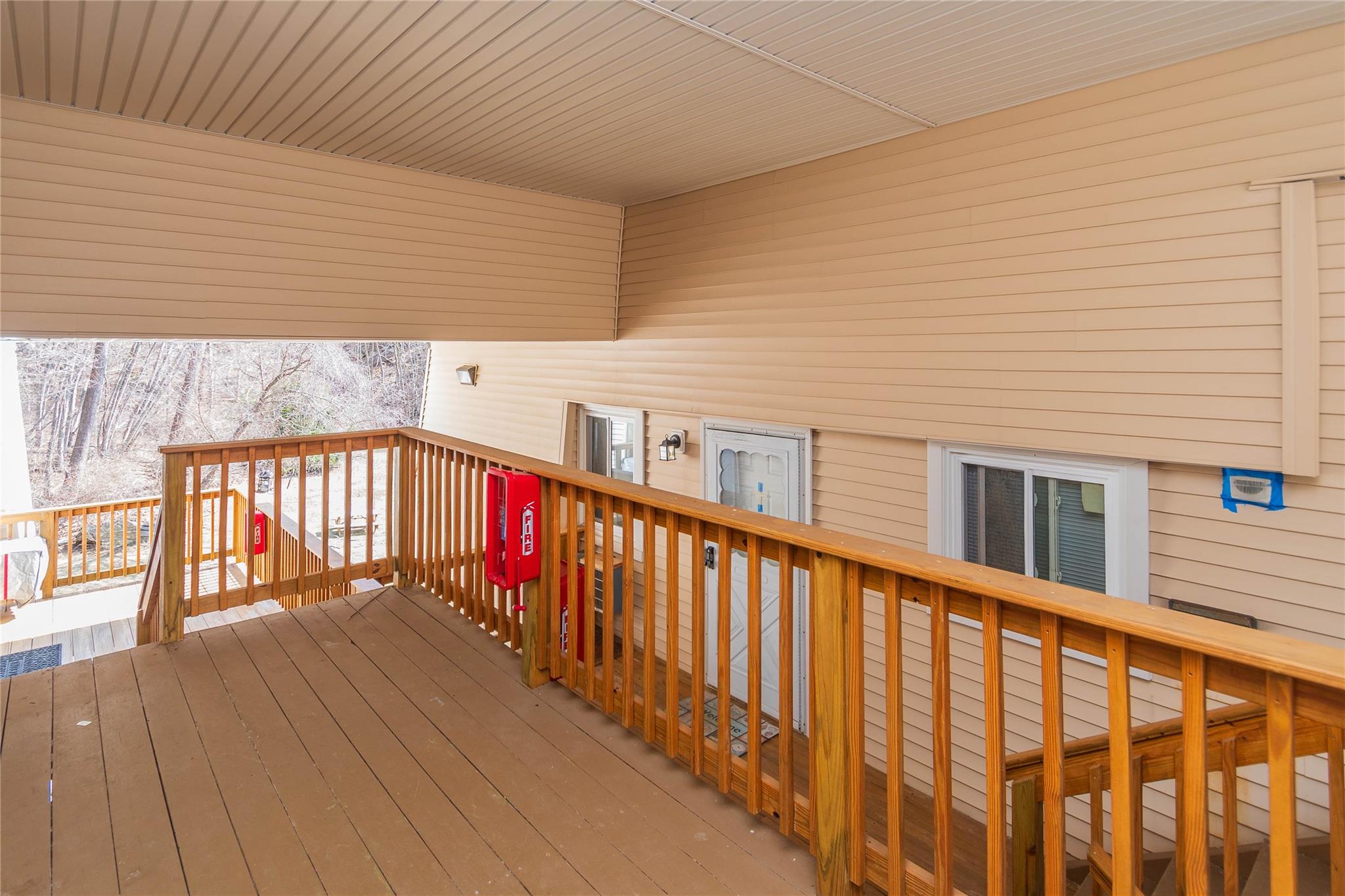 420 Fox Run Lane Property Photo 5