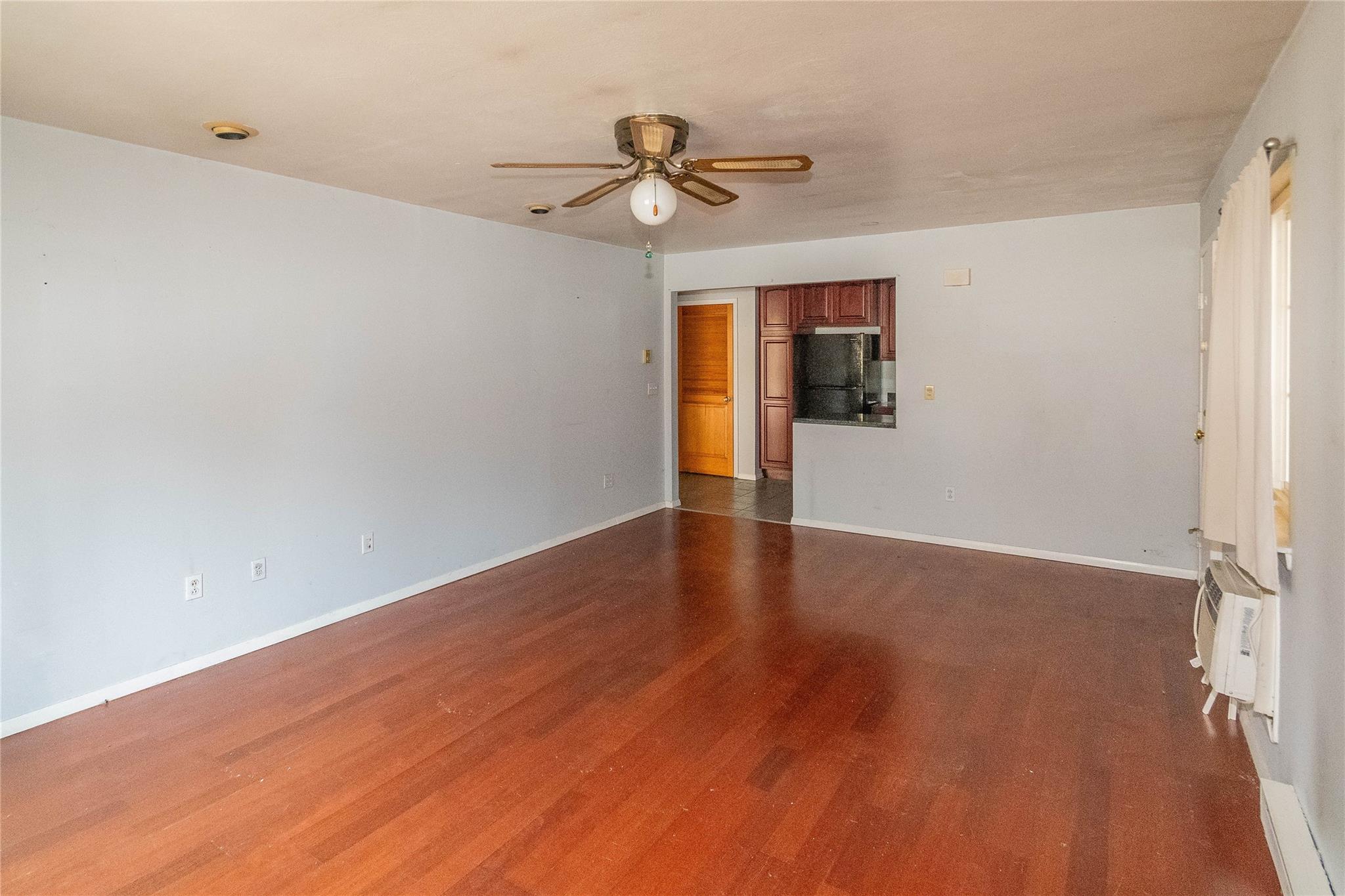 420 Fox Run Lane Property Photo 9