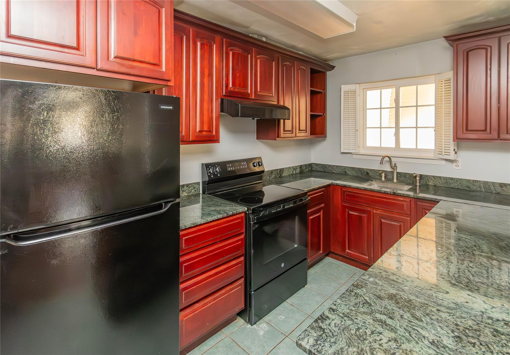 420 Fox Run Lane Property Photo 15