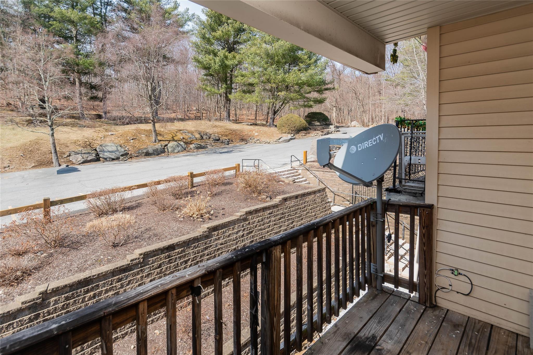 420 Fox Run Lane Property Photo 22