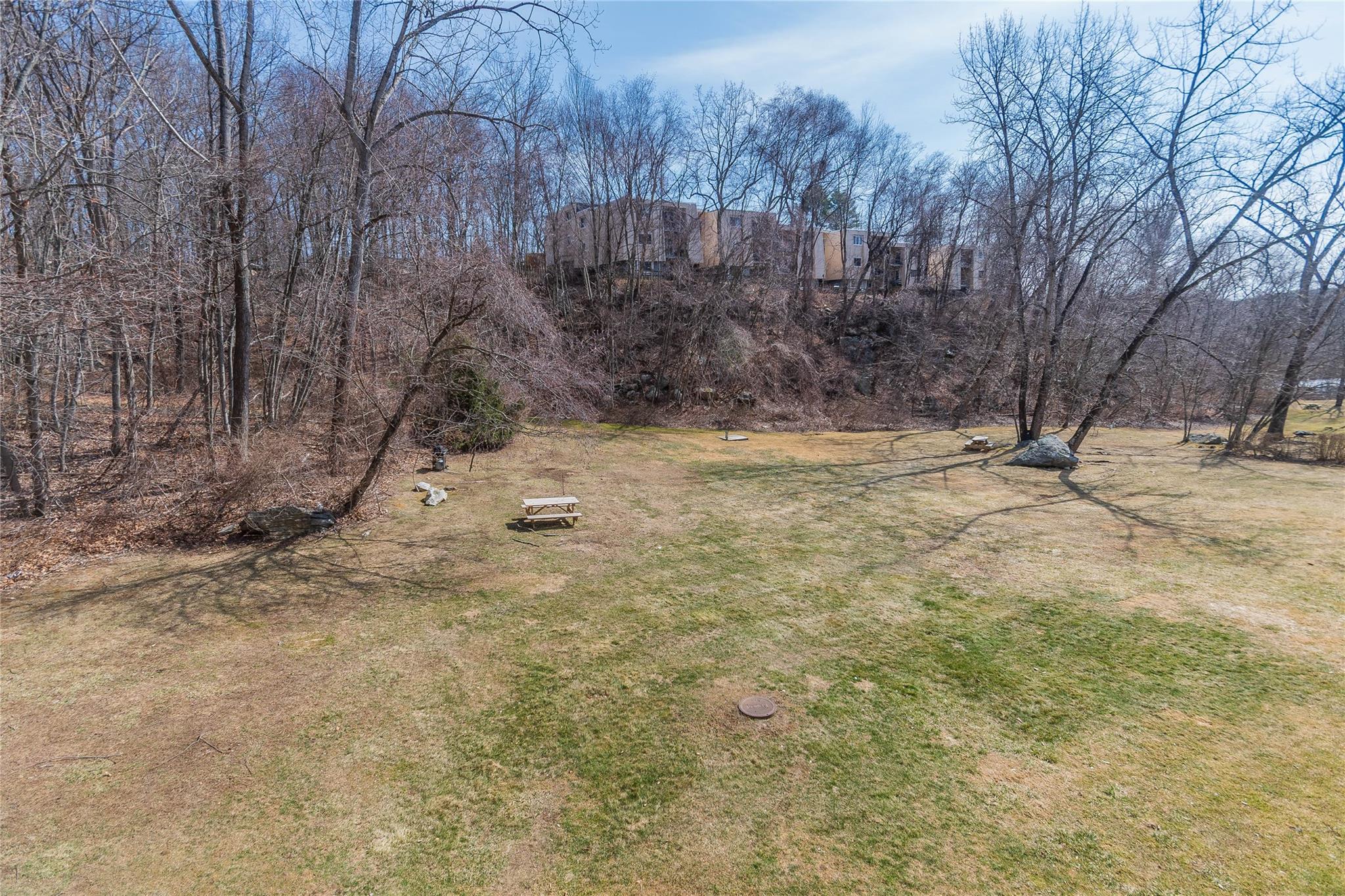 420 Fox Run Lane Property Photo 24