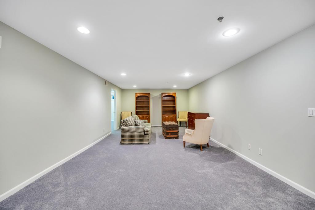 2102 Nicole Drive Property Photo 21