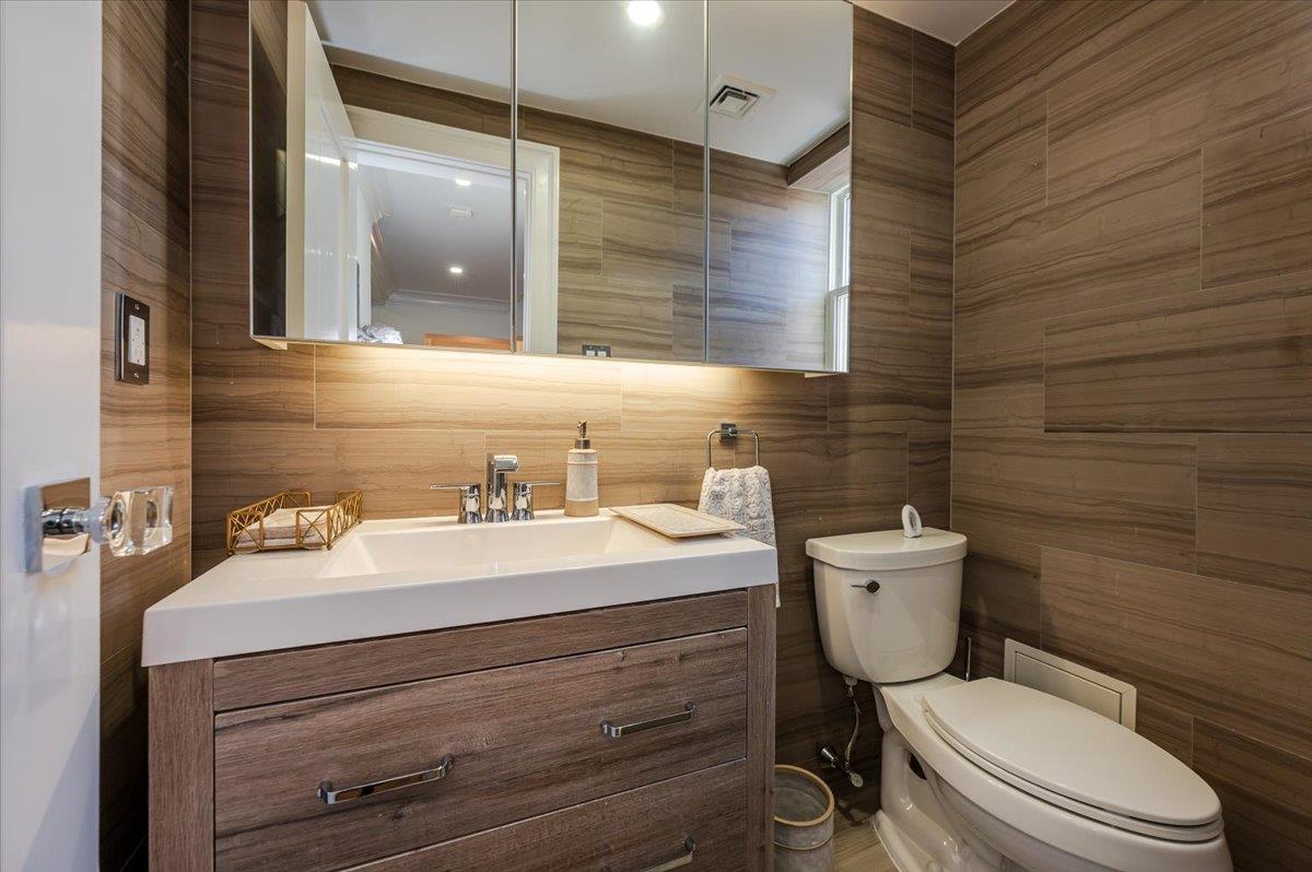 1846 Williamsbridge Road Property Photo 7