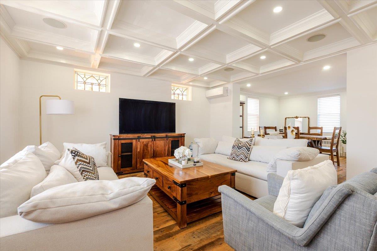 1846 Williamsbridge Road Property Photo 8