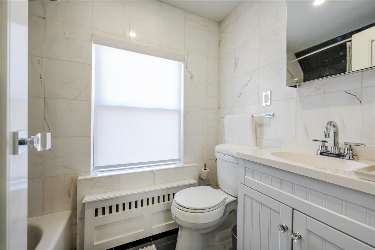 1846 Williamsbridge Road Property Photo 32