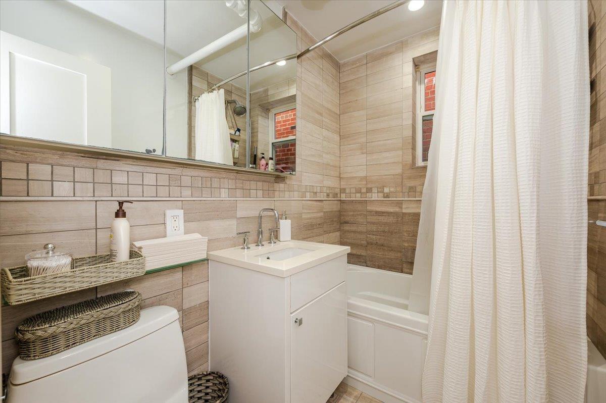 1846 Williamsbridge Road Property Photo 40