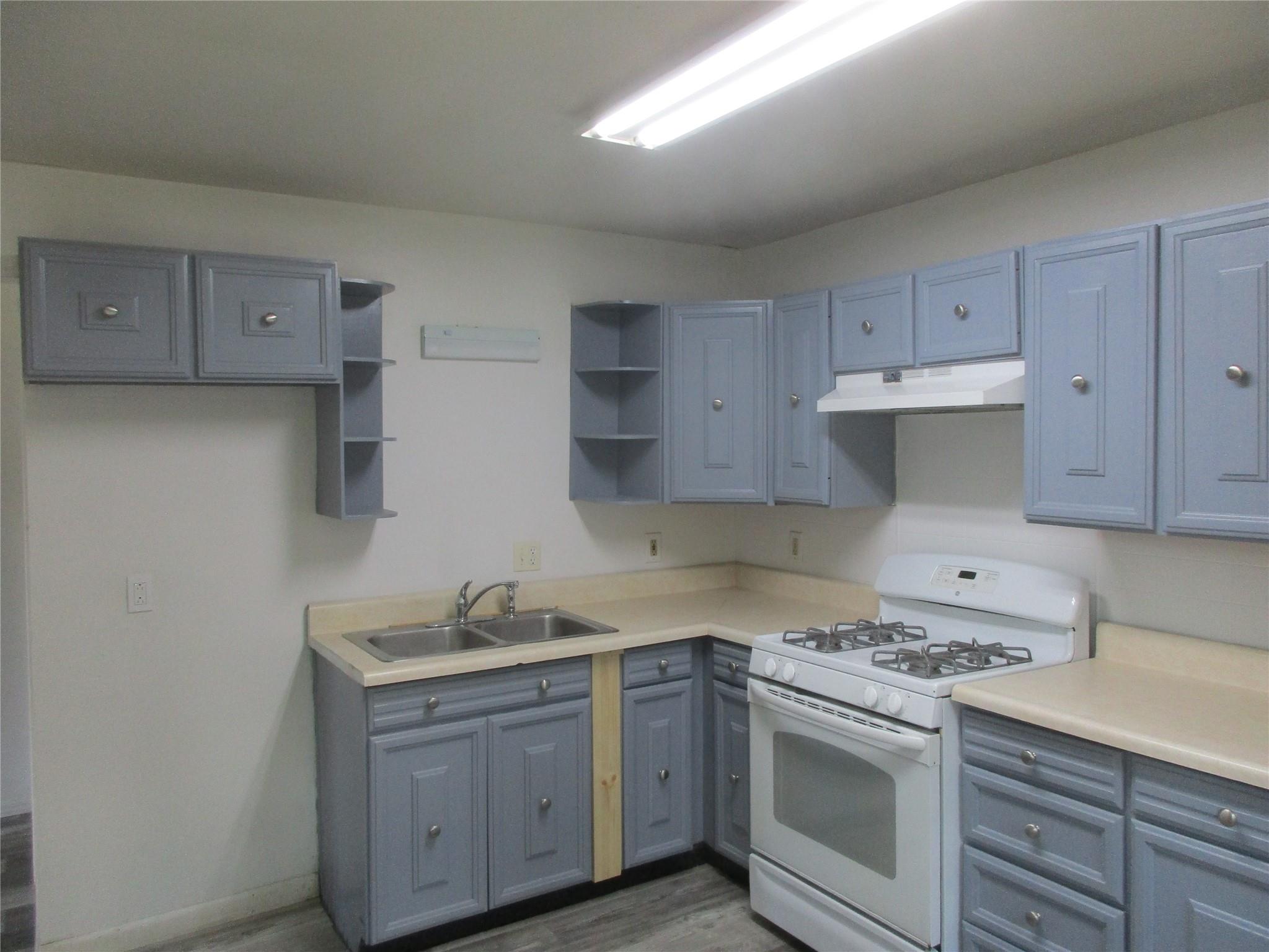 141 Hammond Street Property Photo 3
