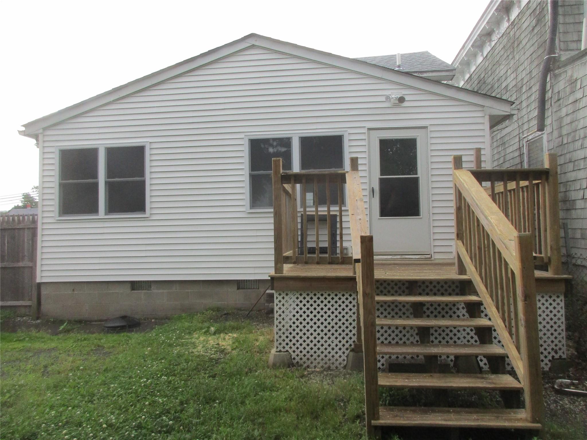 141 Hammond Street Property Photo 5