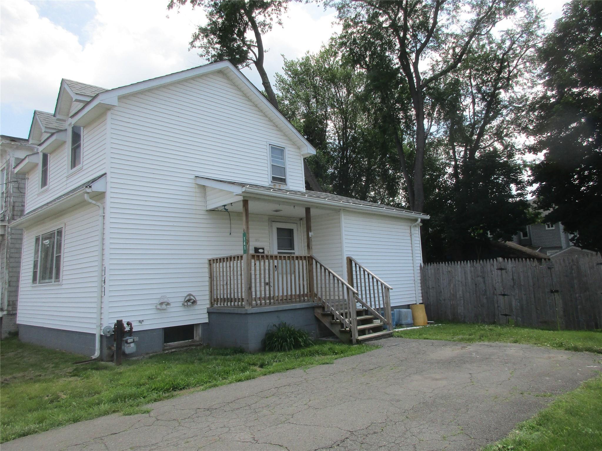 141 Hammond Street Property Photo 7