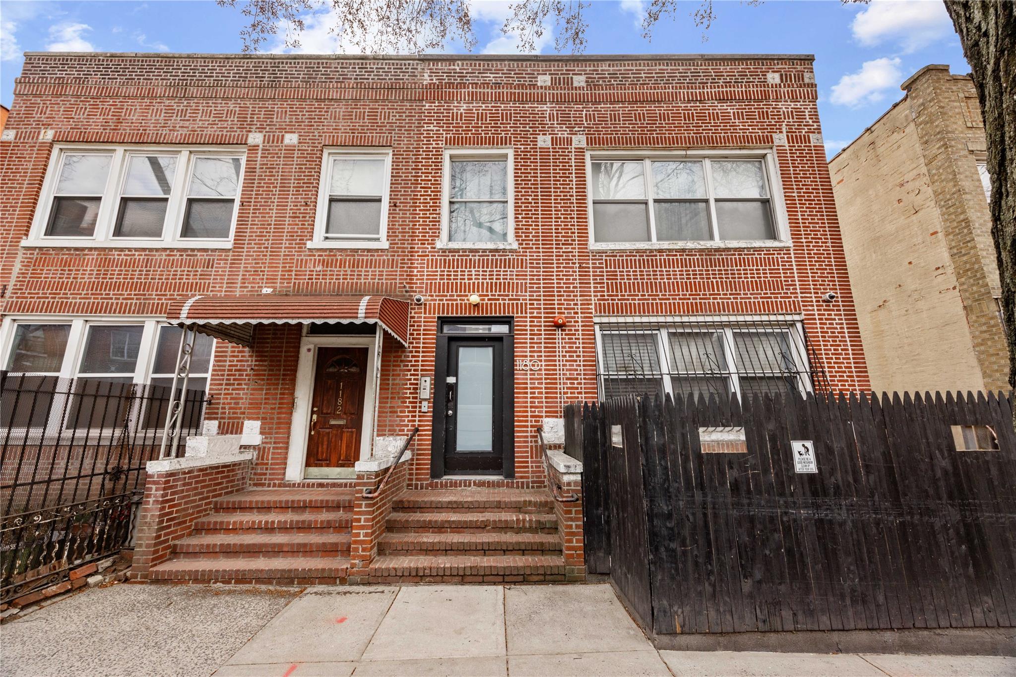 1180 Grant Avenue Property Photo
