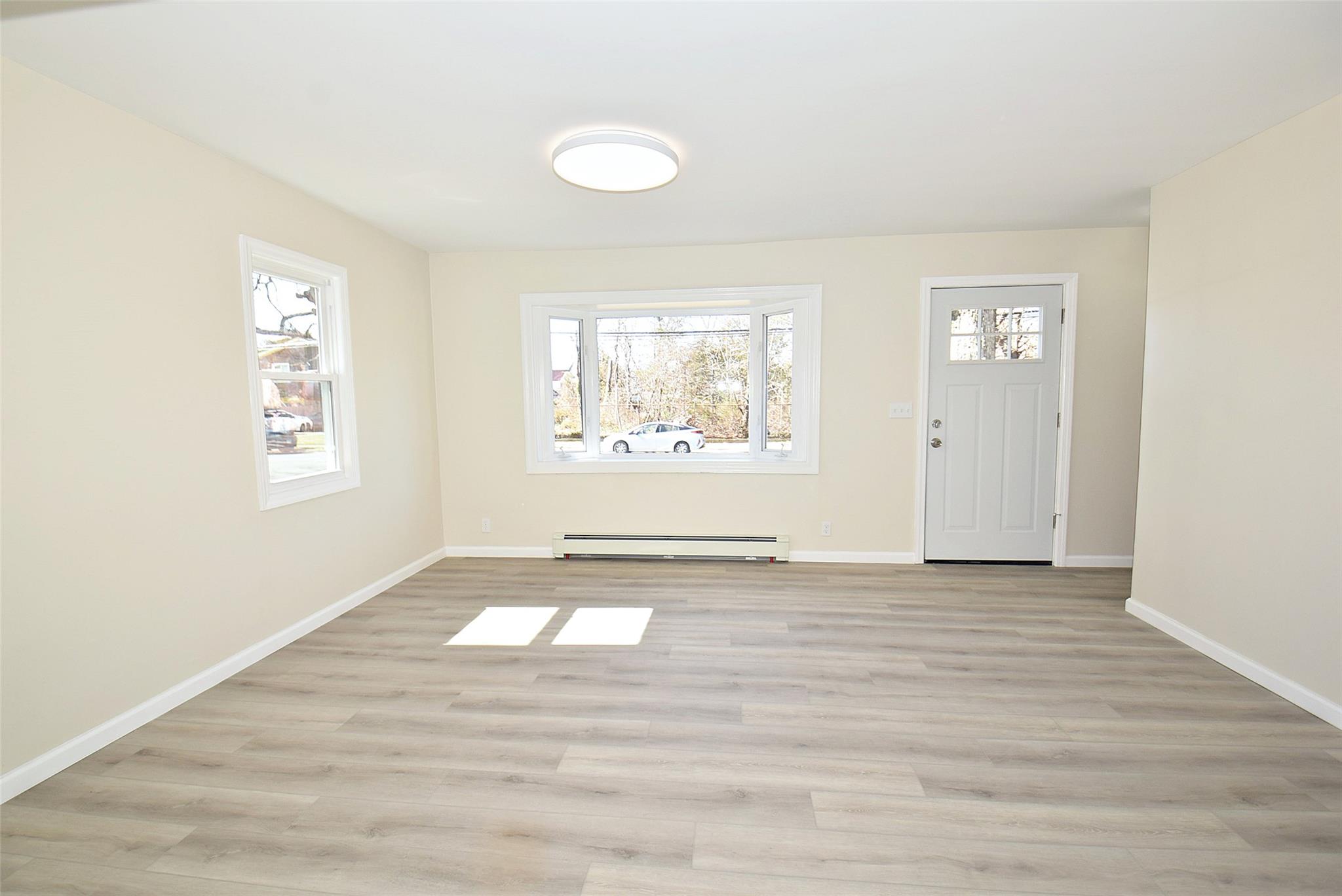 1347 Ferndale Boulevard Property Photo 3