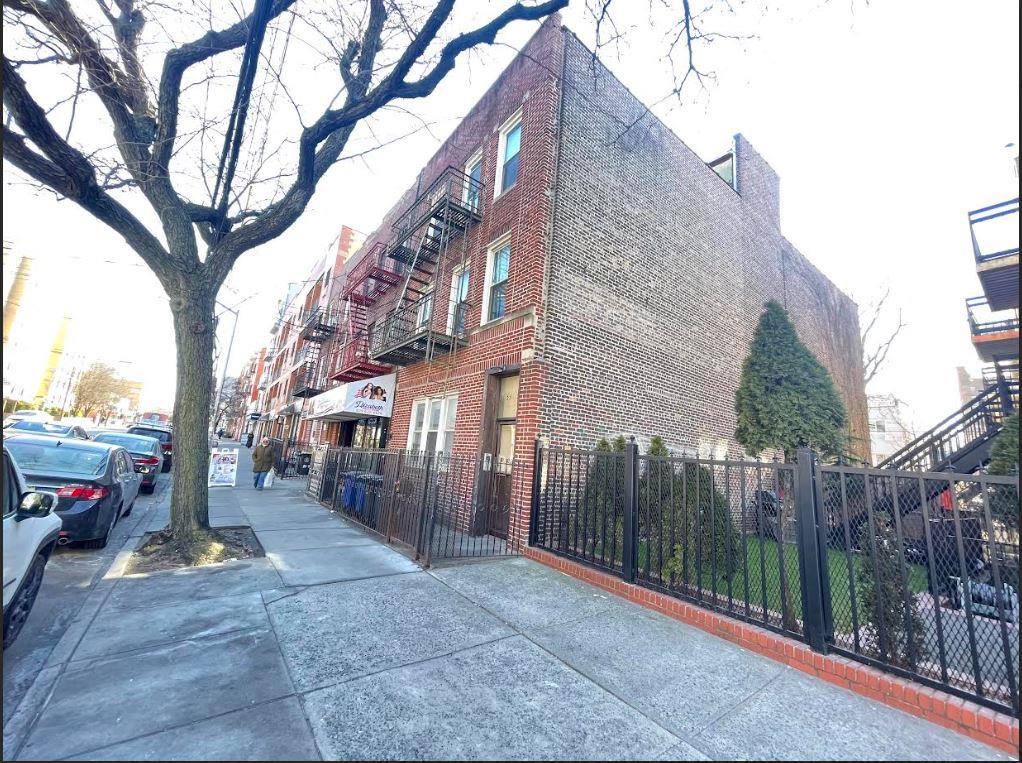 23-12 Broadway Property Photo 3