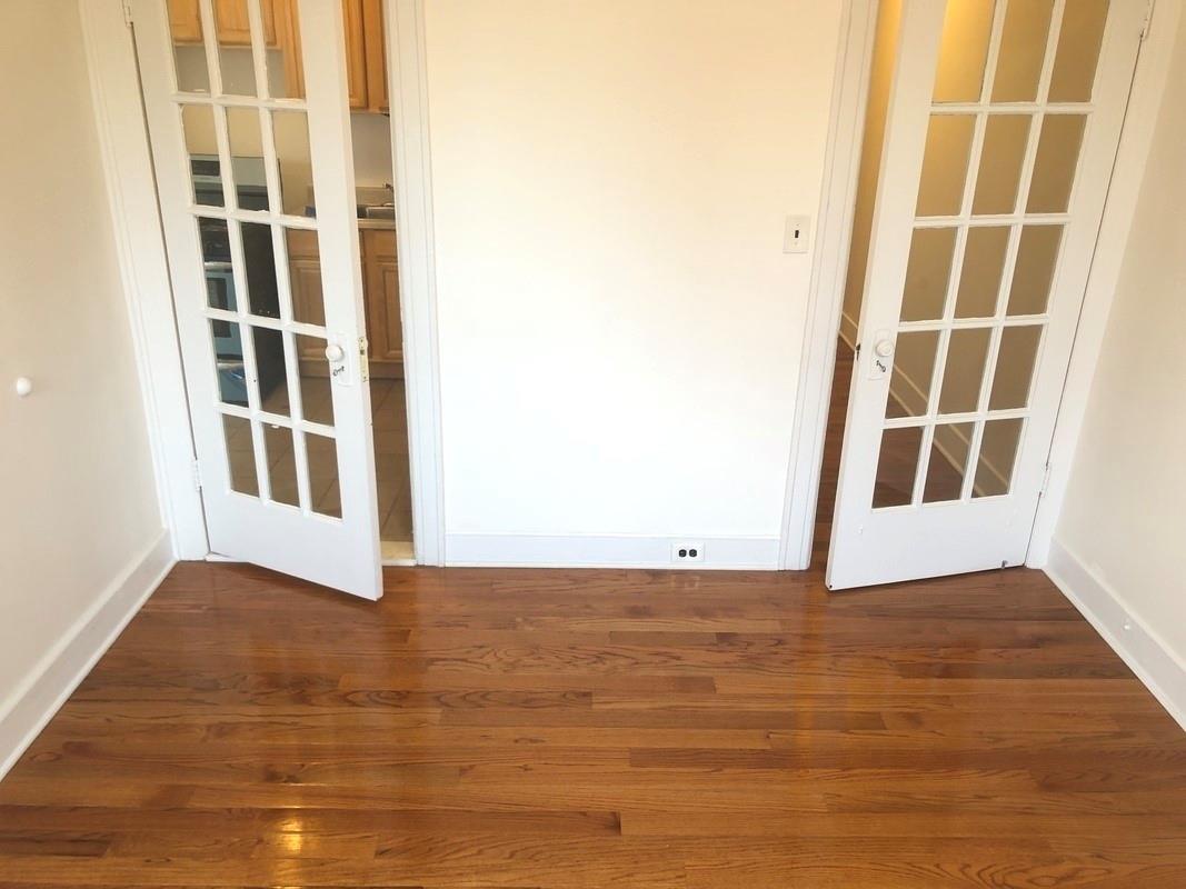 23-12 Broadway Property Photo 6