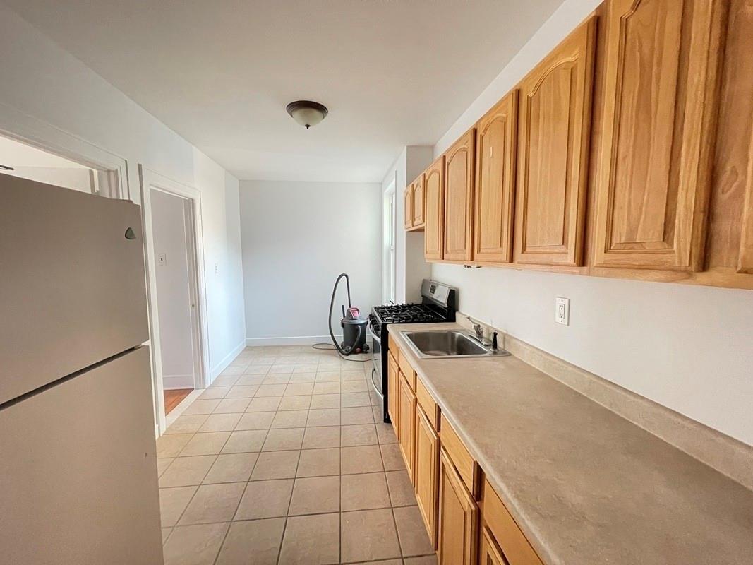 23-12 Broadway Property Photo 15