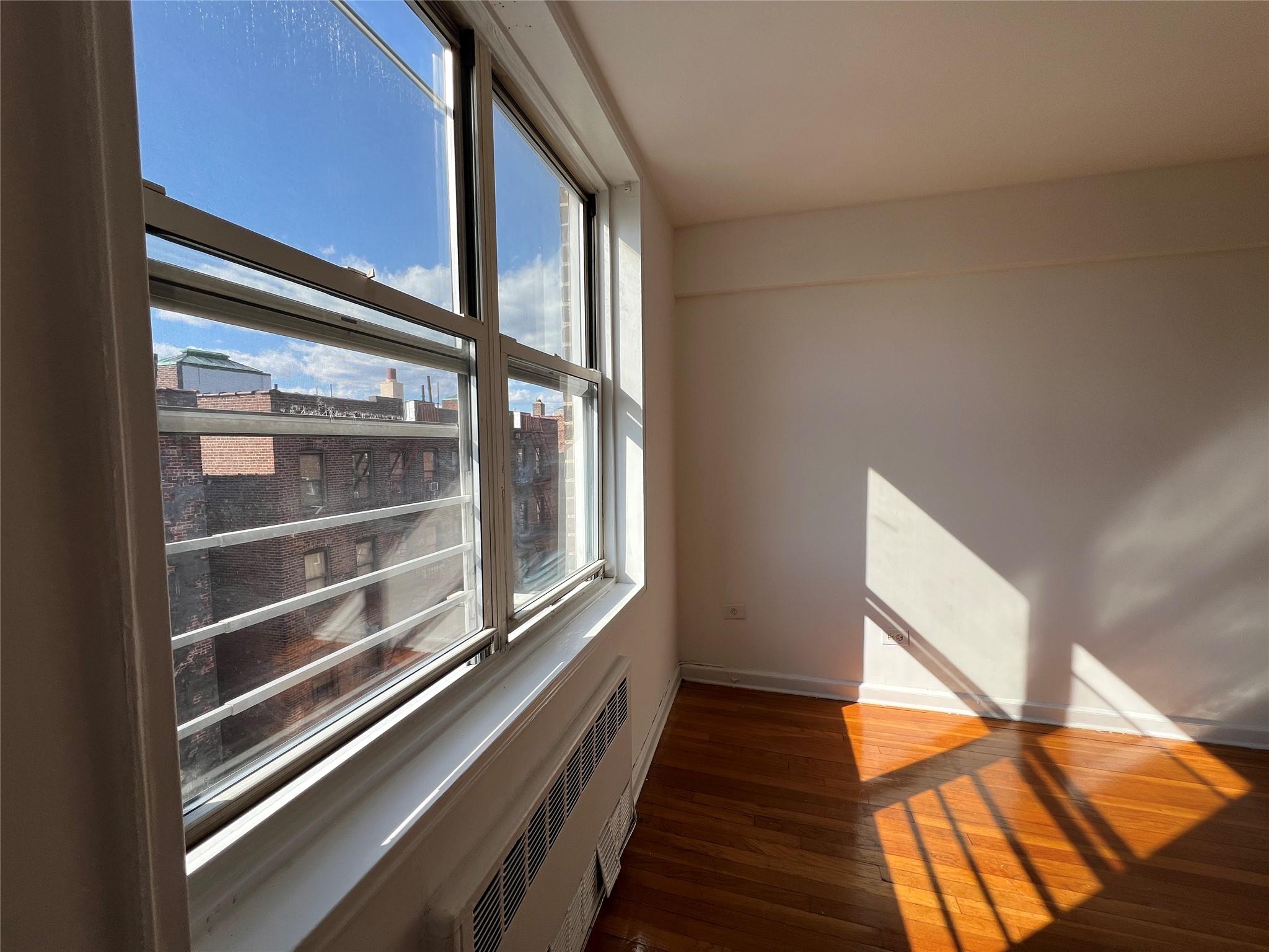 1475 Thieriot Avenue 5j Property Photo