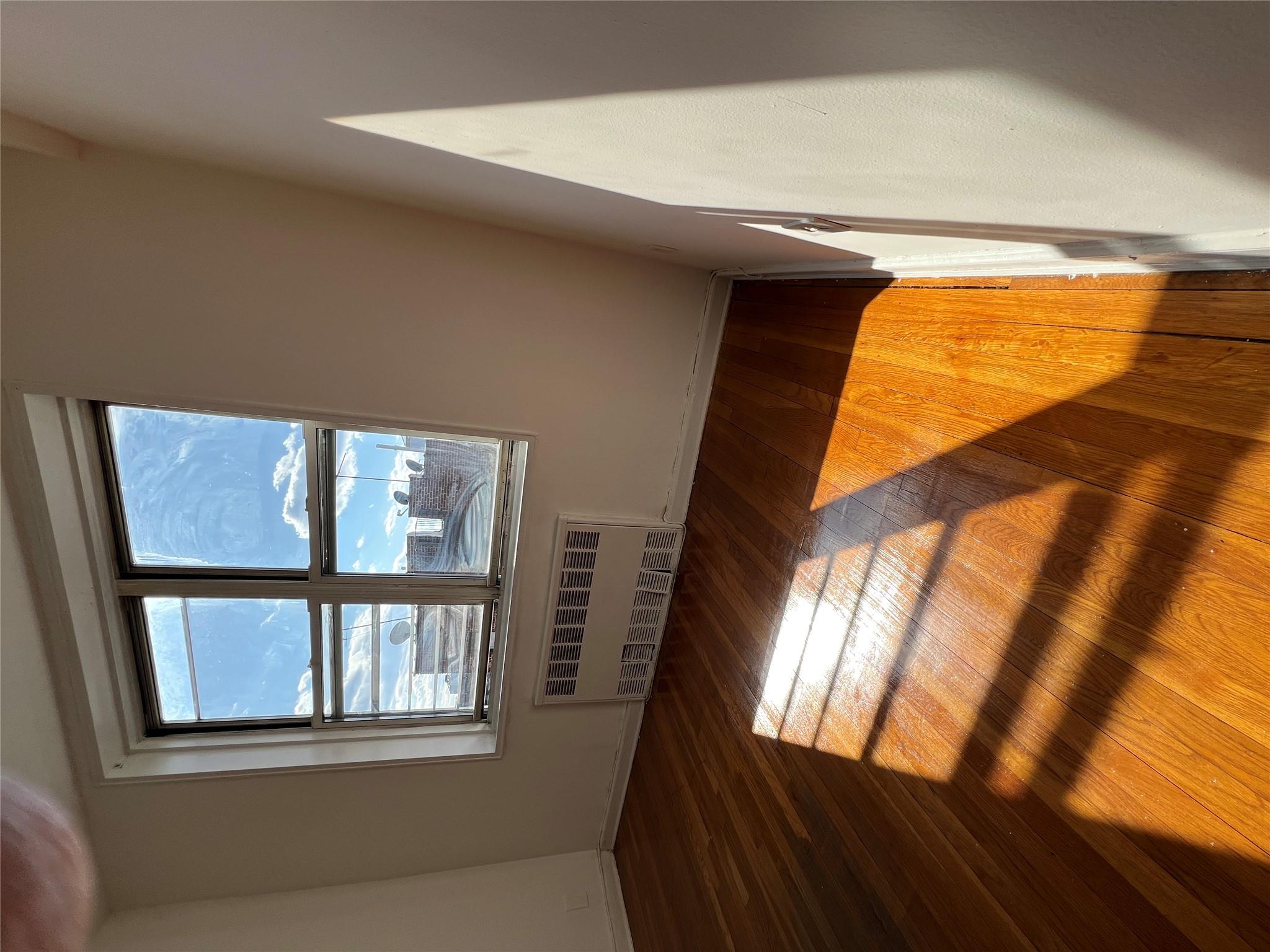 1475 Thieriot Avenue 5j Property Photo 2