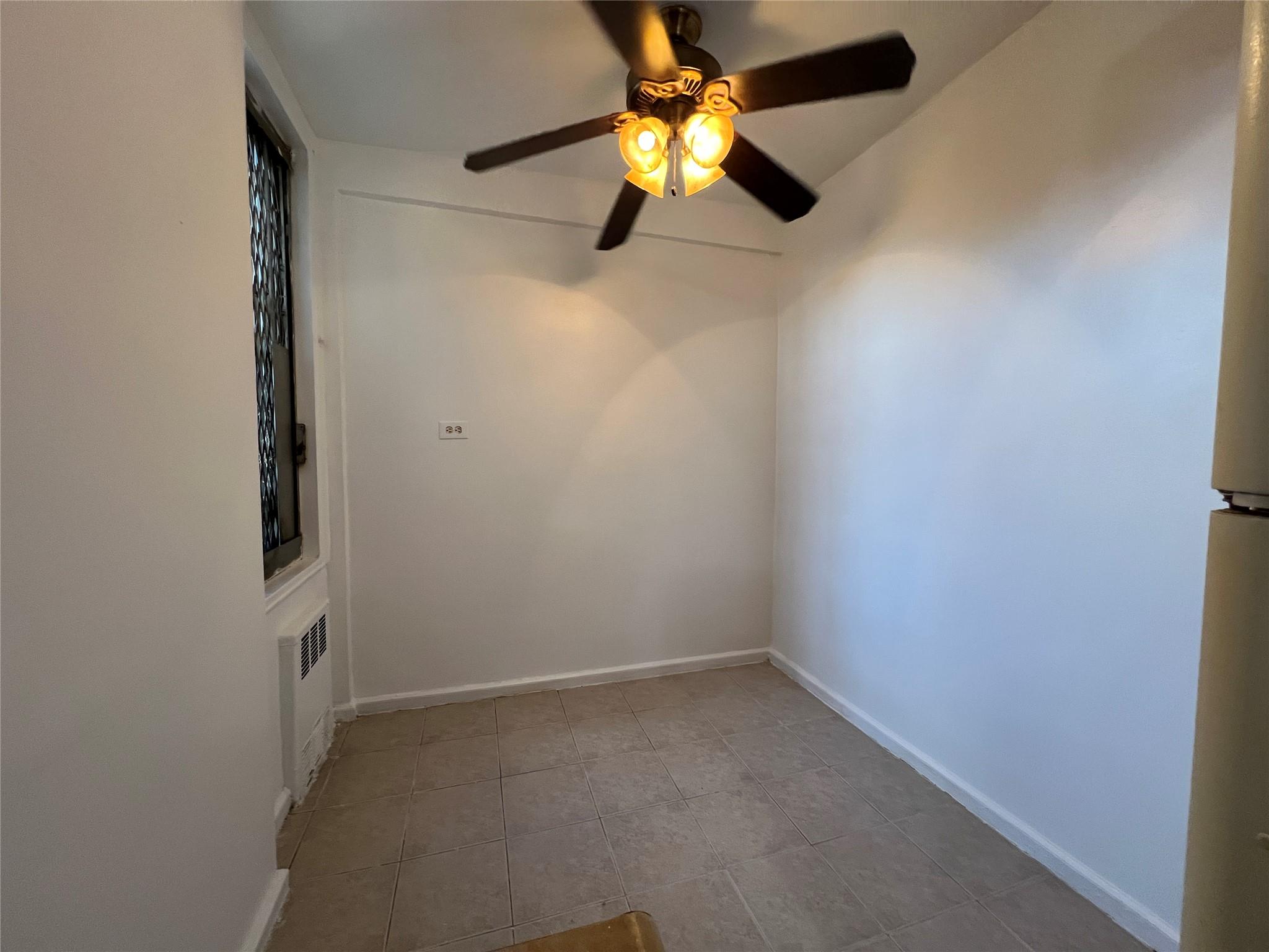 1475 Thieriot Avenue 5j Property Photo 7