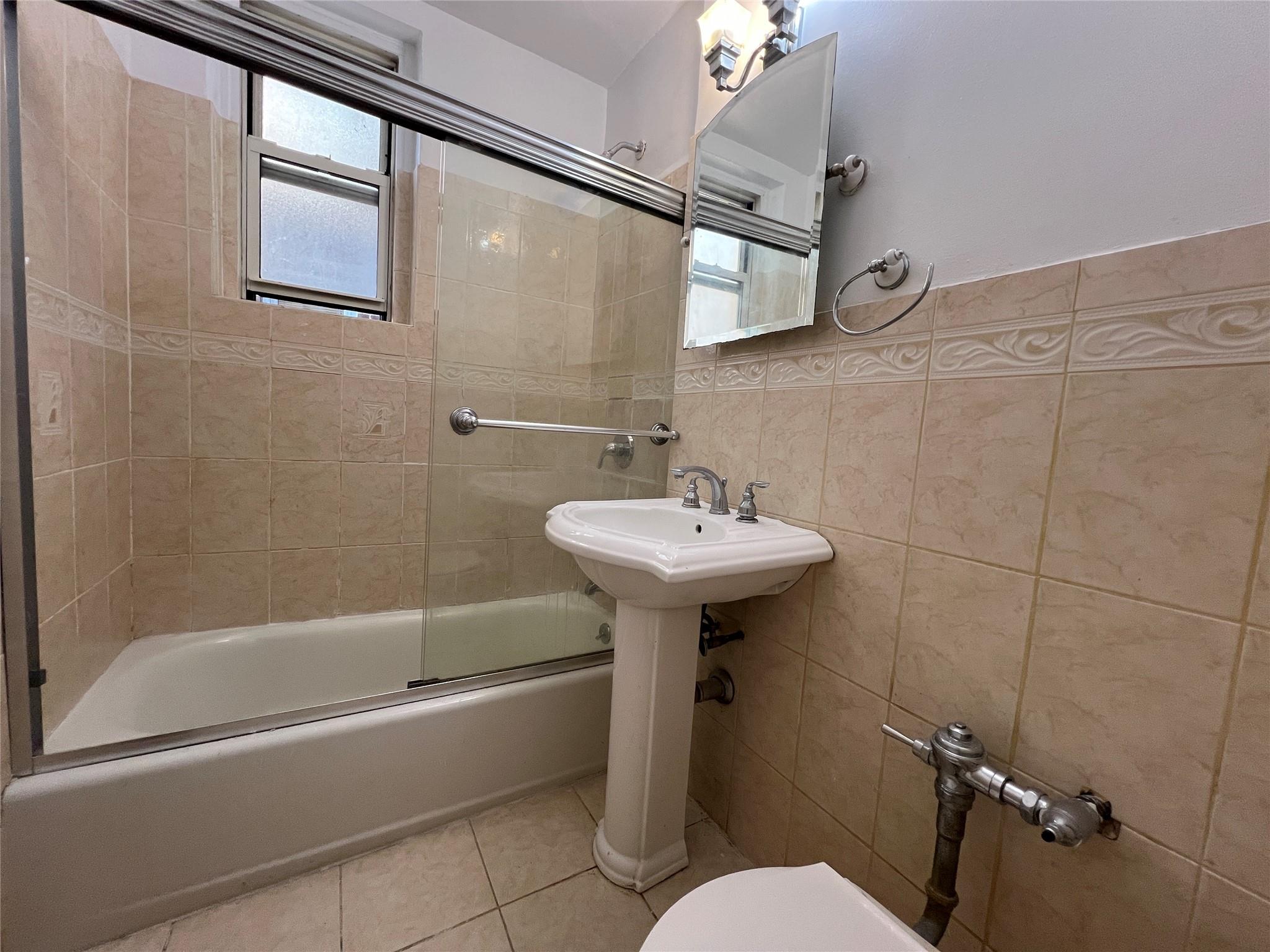 1475 Thieriot Avenue 5j Property Photo 9