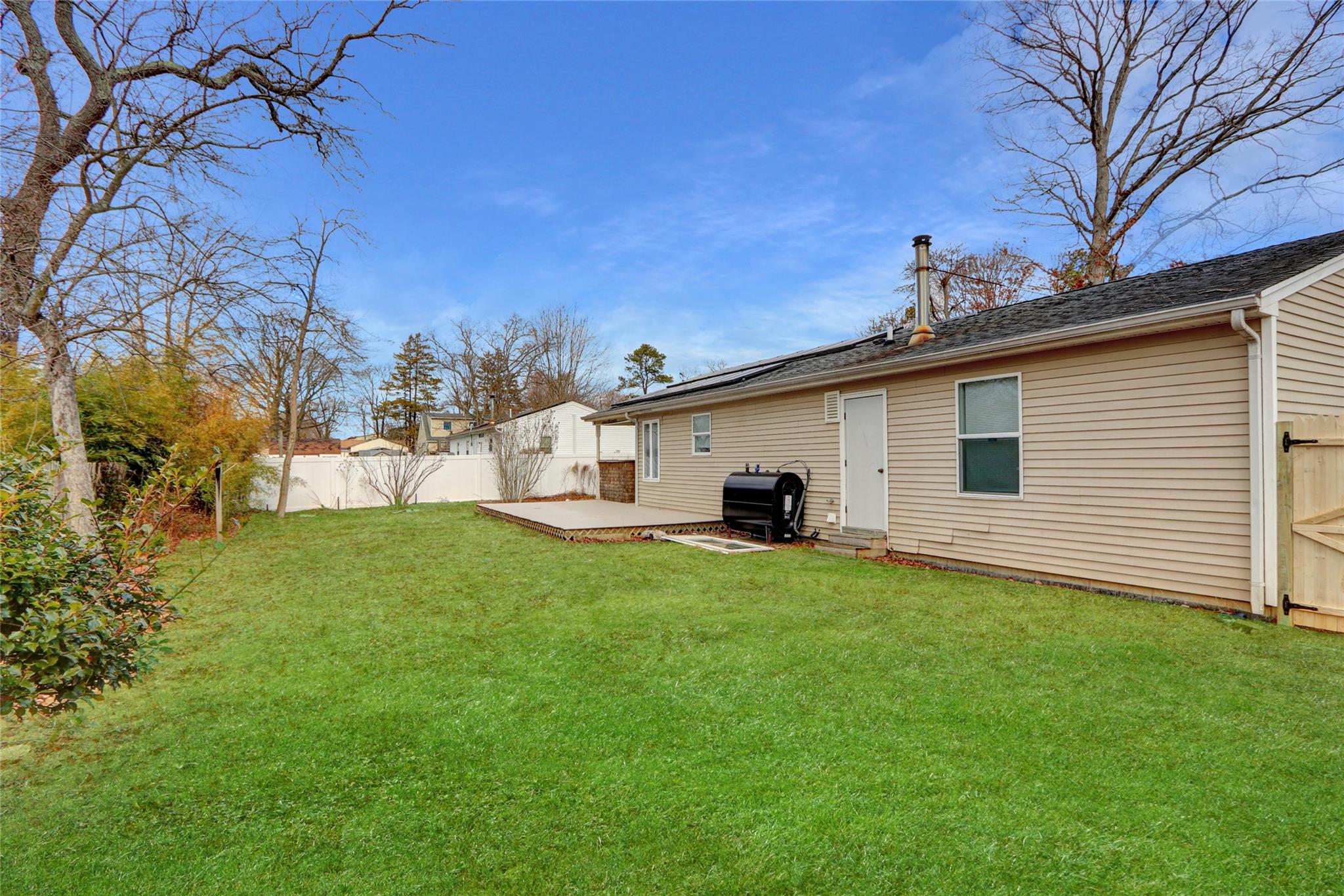 42 Leaf Avenue Property Photo 11