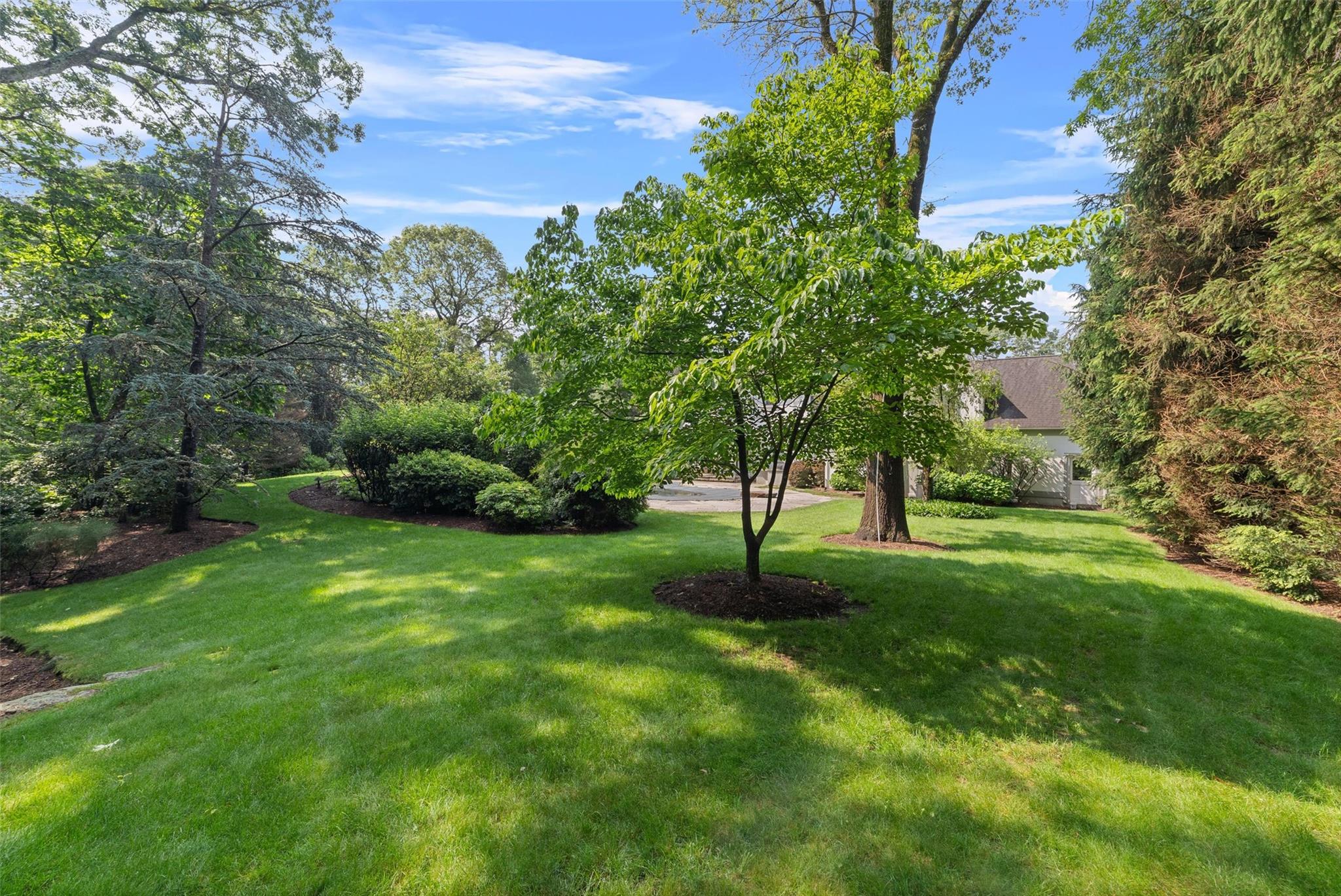2 W Camden Court Property Photo 23