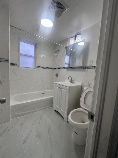 138-01 107 Avenue Property Photo 24
