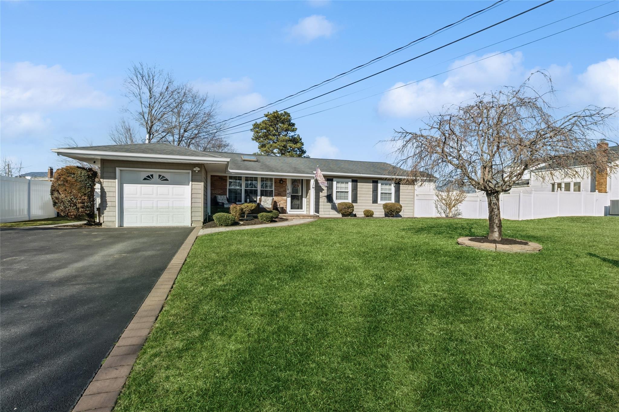 119 Kenwood Drive Property Photo