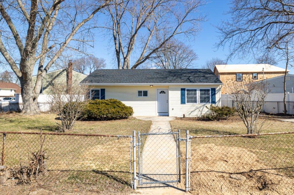 3 Emerald Lane Property Photo 1