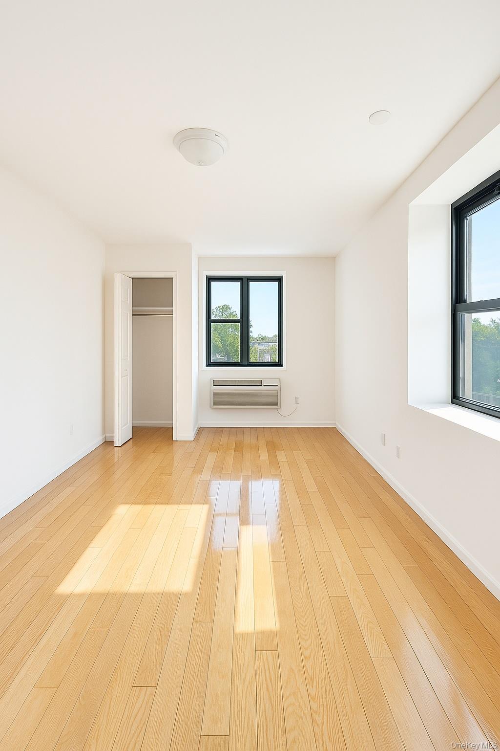 60-70 Woodhaven Boulevard 3a Property Photo 11