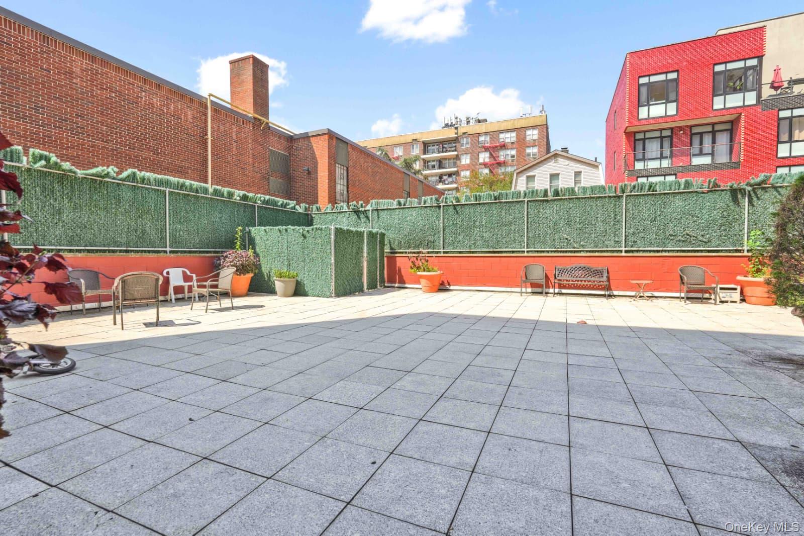 60-70 Woodhaven Boulevard 3a Property Photo 13