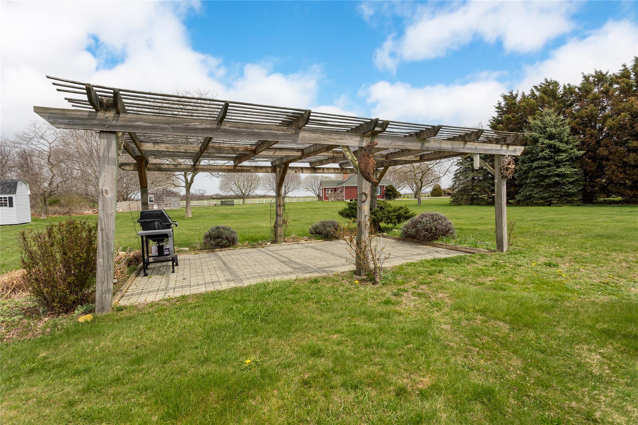 2100 Duck Pond Road Property Photo 27