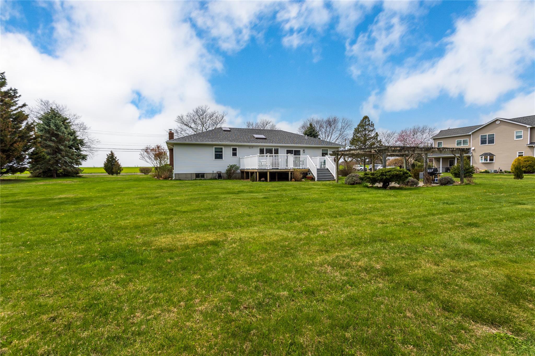 2100 Duck Pond Road Property Photo 29